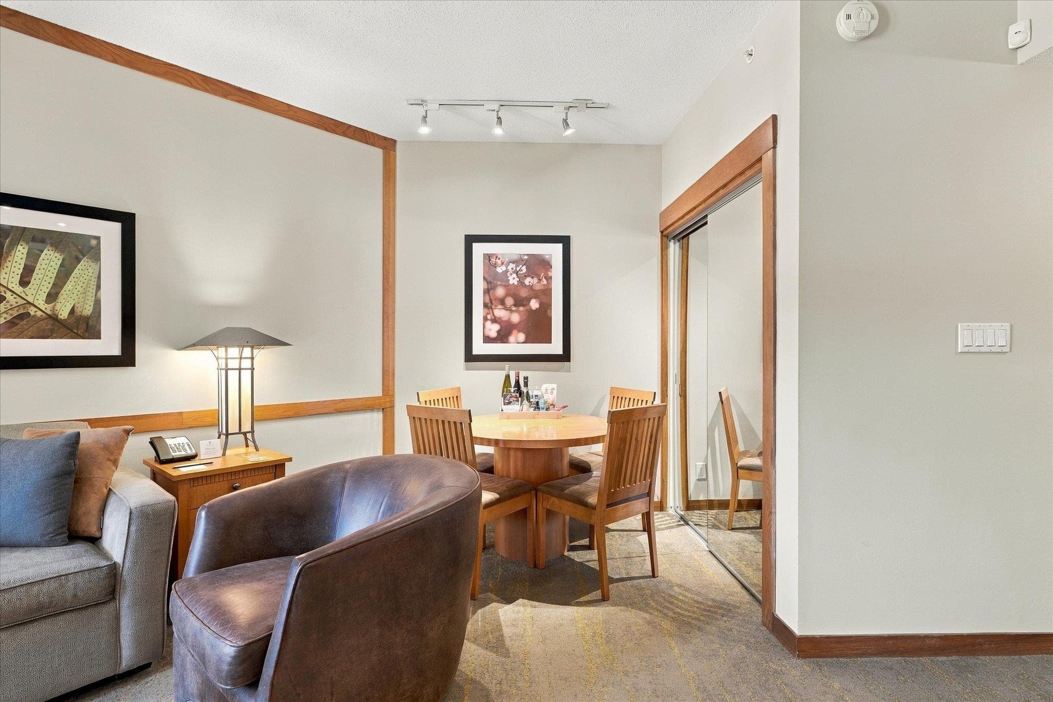 520 - 4320 Sundial Crescent, Whistler, V8E 1G6 — photo 4
