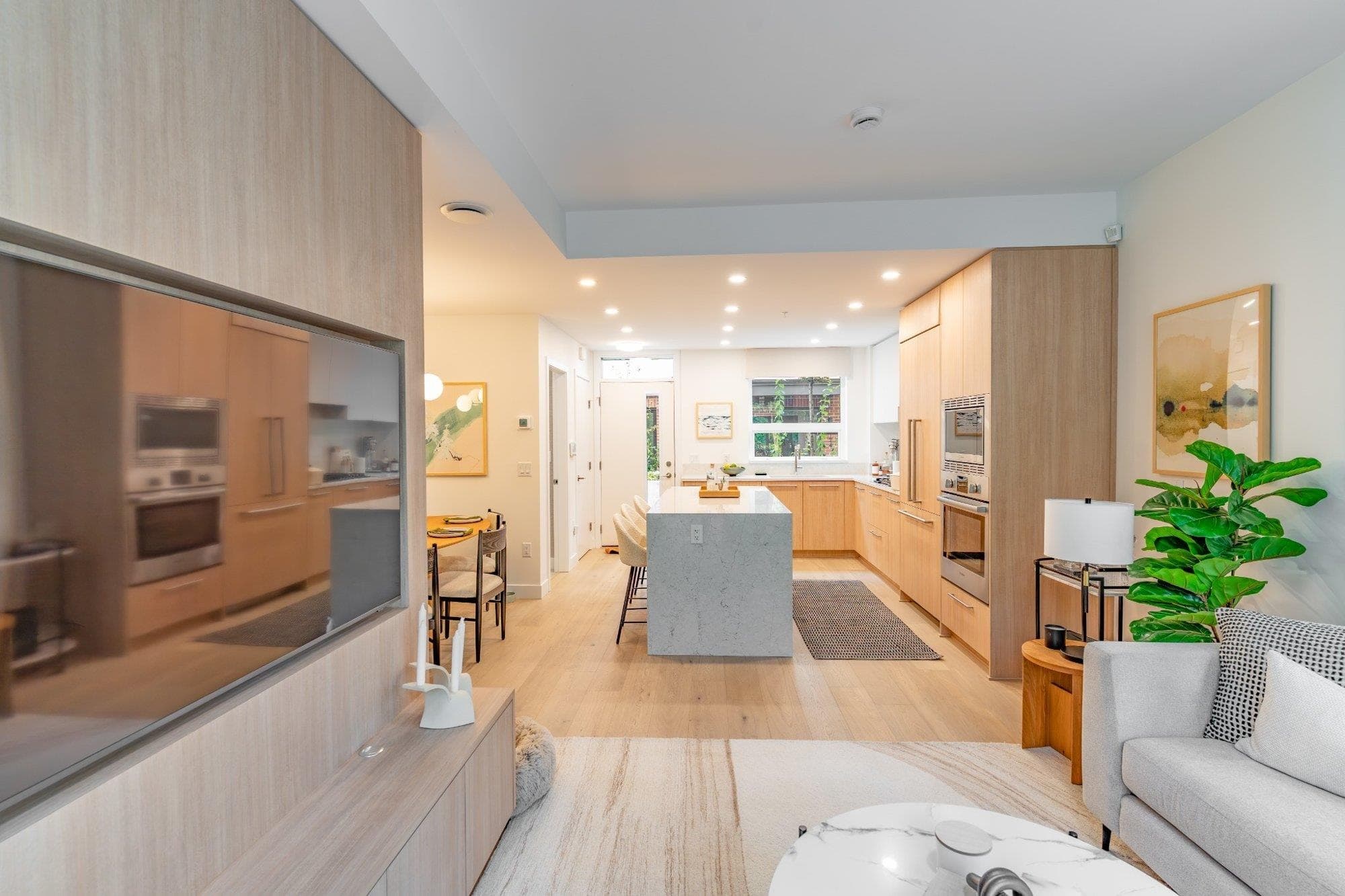 140 - 2050 Glenaire Drive, North Vancouver, V7P 1Y3 — photo 3