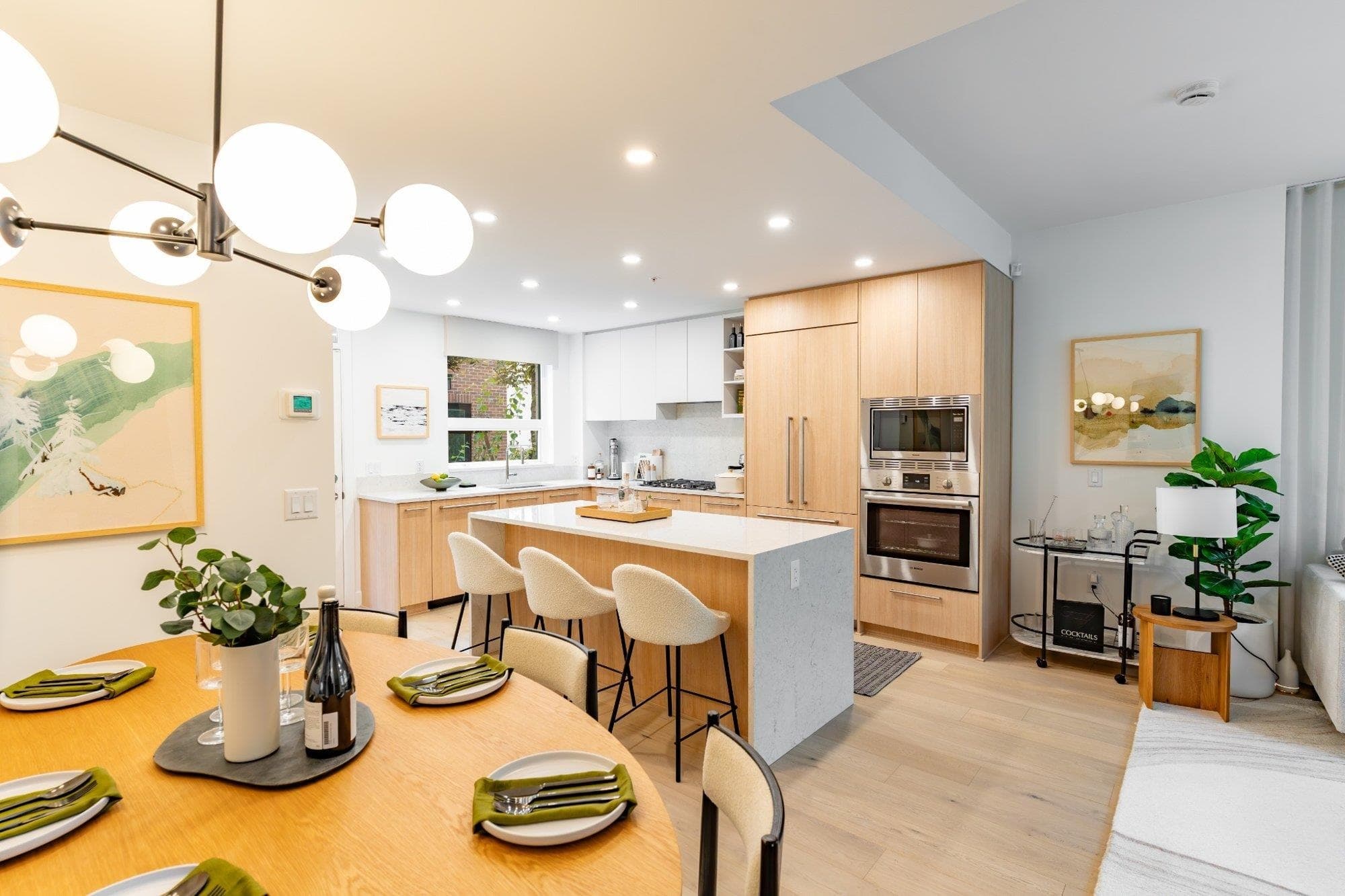 140 - 2050 Glenaire Drive, North Vancouver