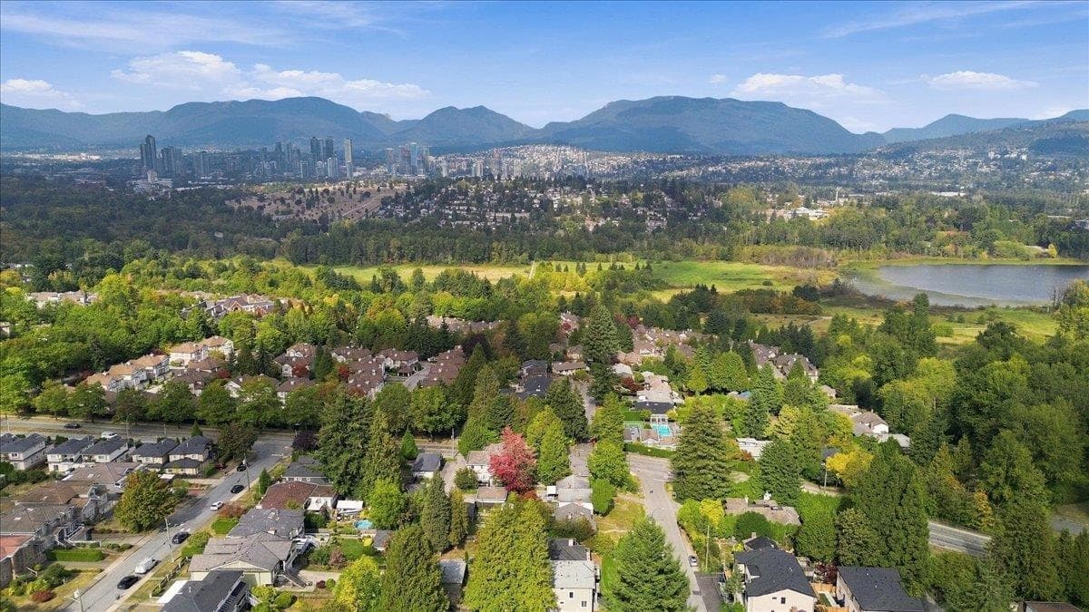 6009 Elgin Avenue, Burnaby, V5H 3S3 — photo 3