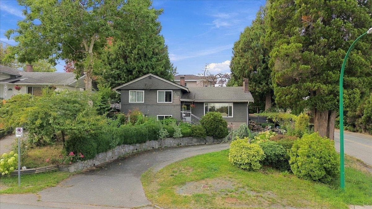 6009 Elgin Avenue, Burnaby, V5H 3S3 — photo 1