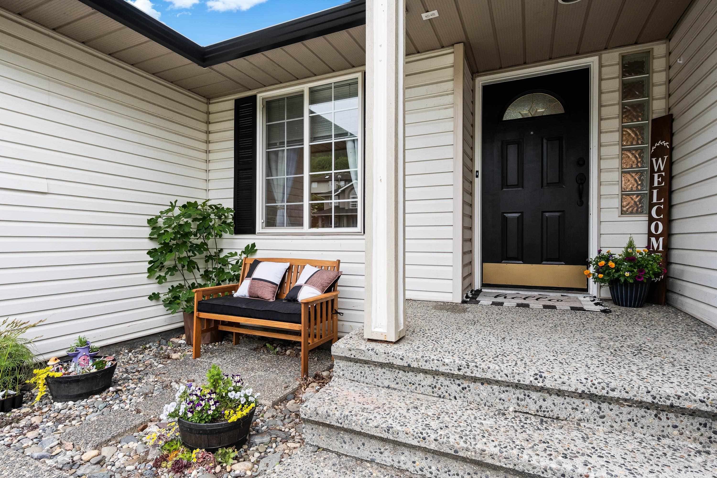 46733 Sylvan Drive, Chilliwack, V2R 4E9 — photo 3