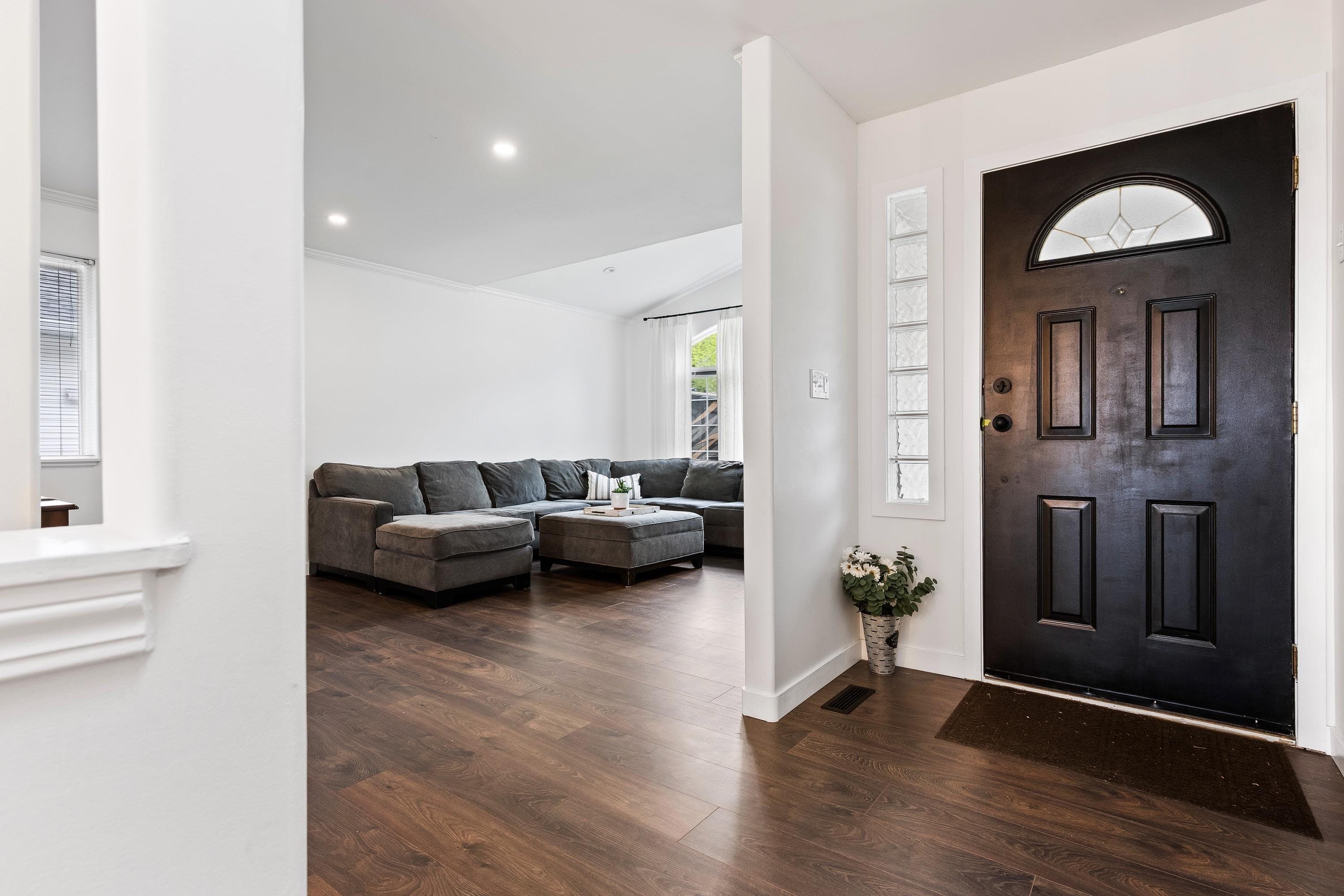 46733 Sylvan Drive, Chilliwack, V2R 4E9 — photo 4