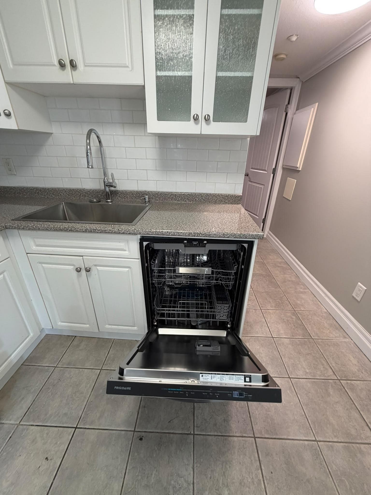 4585 Commercial Street, Vancouver, V5N 4G8 — photo 3