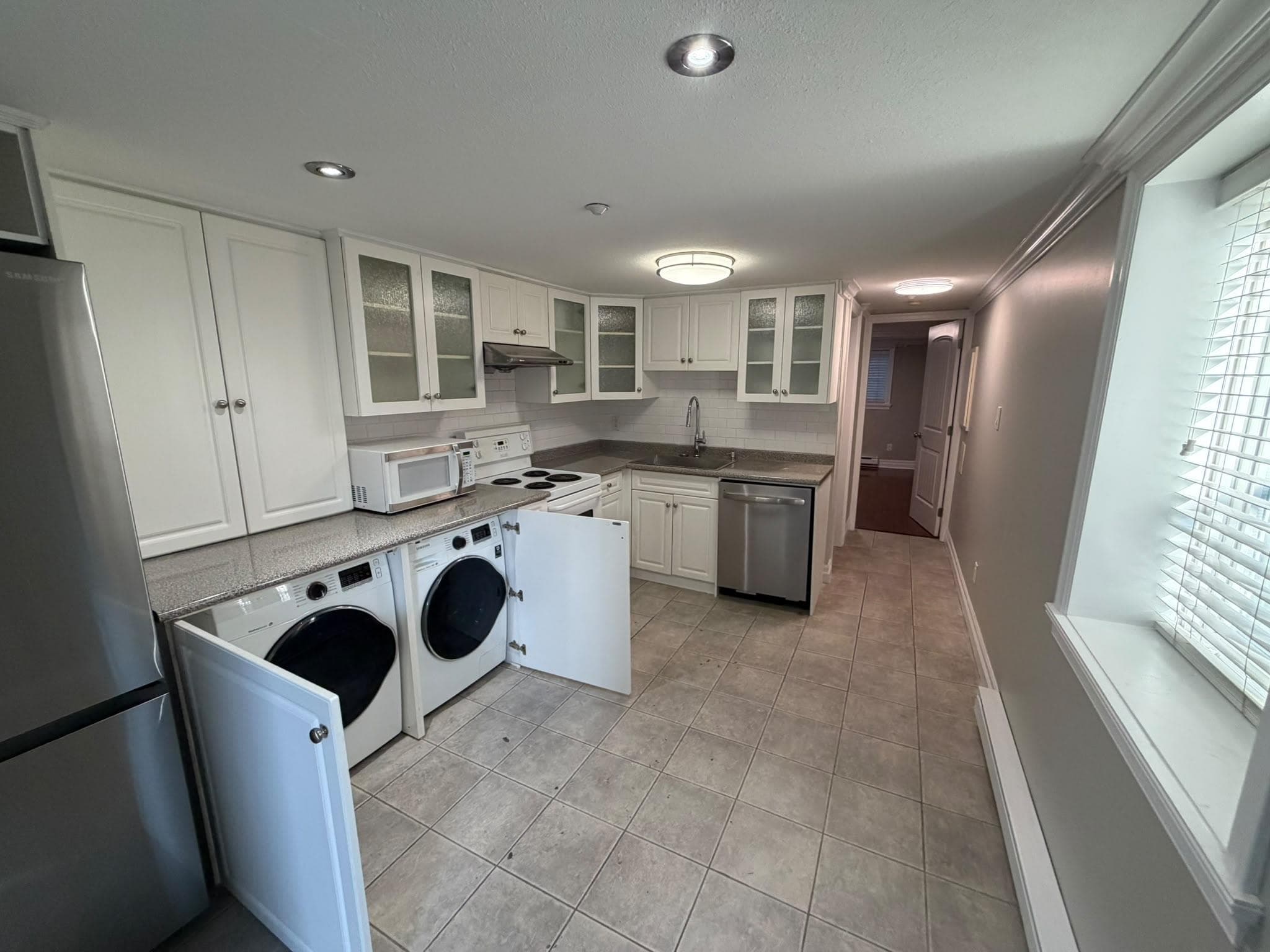 4585 Commercial Street, Vancouver