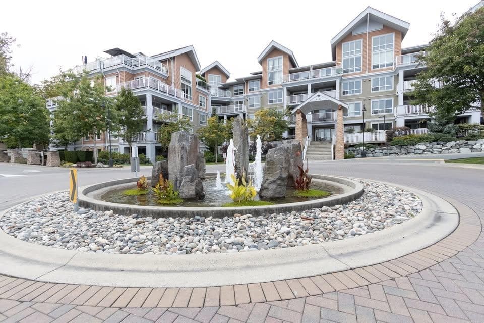 308 - 6490 194 Street, Surrey, V4N 6J9 — photo 2