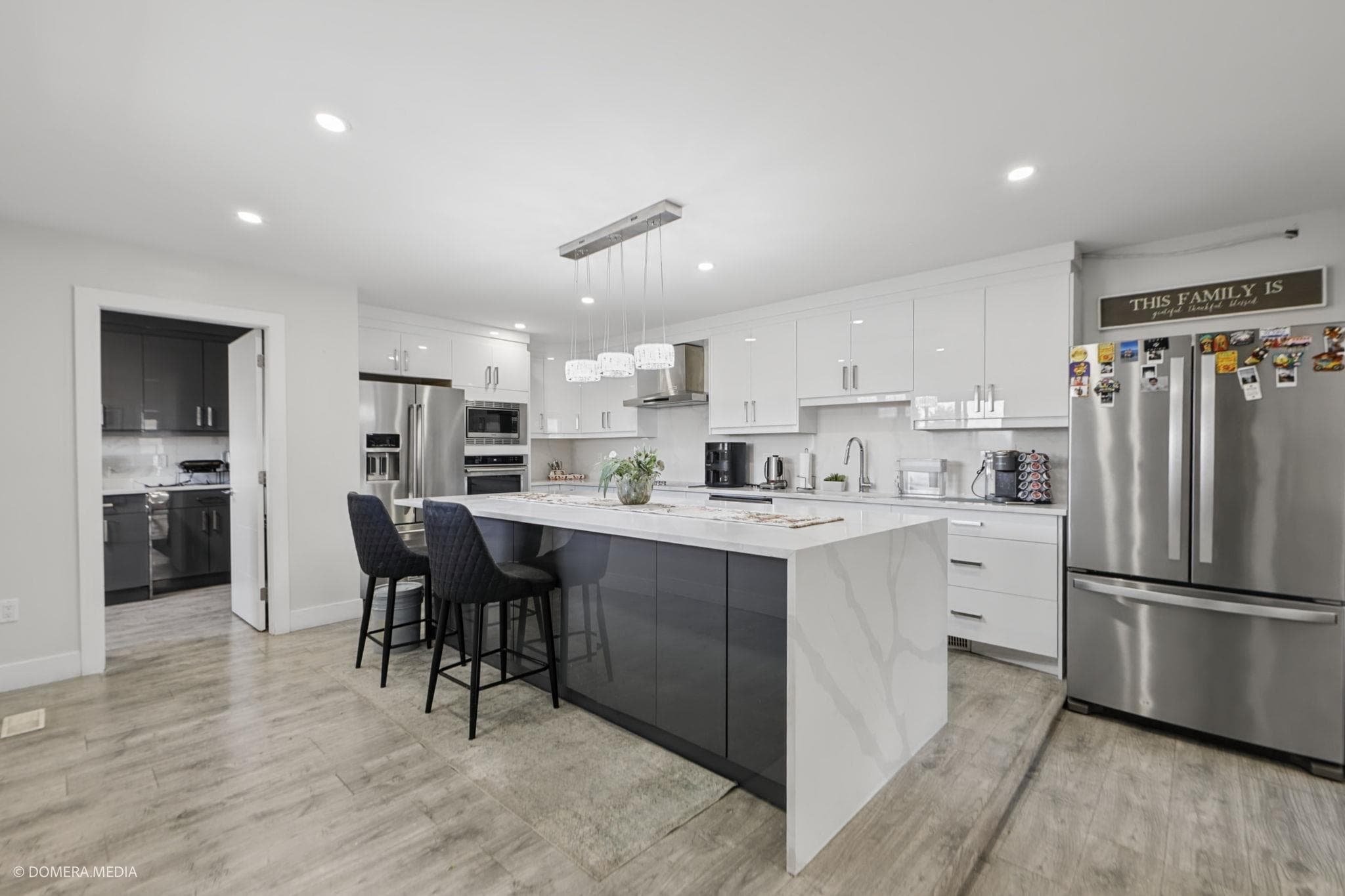 15063 84th Avenue, Surrey, V3S 2M8 — photo 4