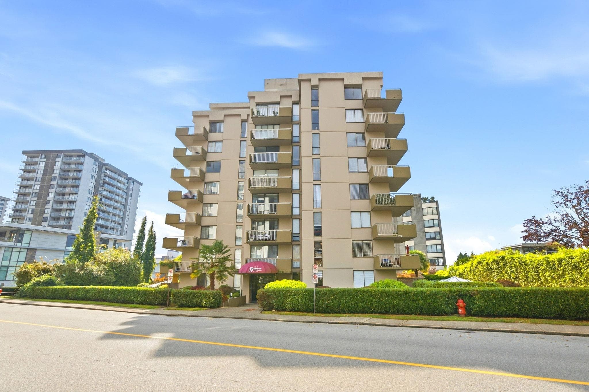 802 - 2150 Bellevue Avenue, West Vancouver, V7V 1C3 — photo 2