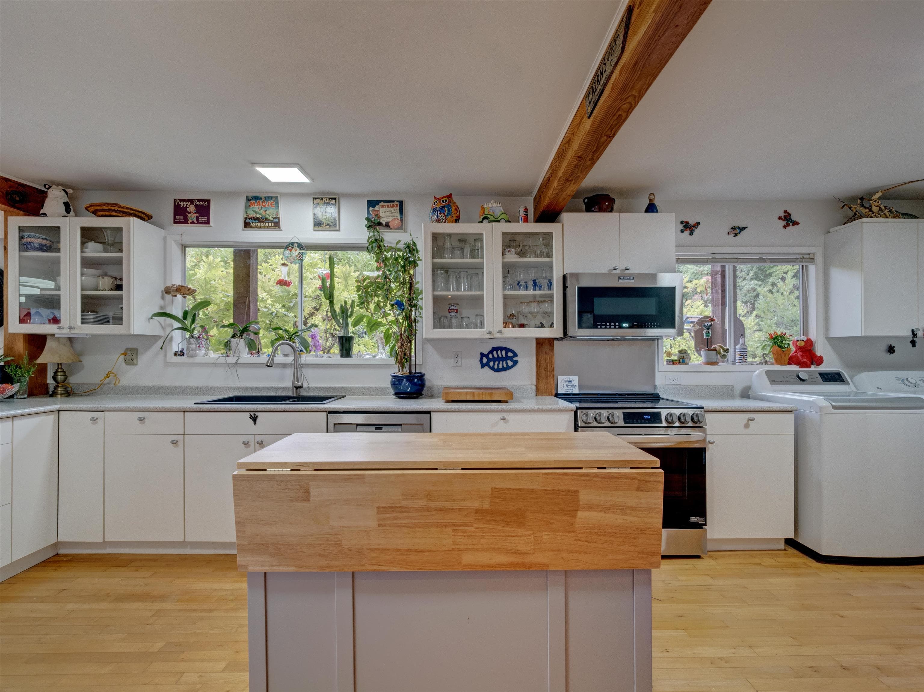 5206 Radcliffe Road, Sechelt, V7Z 0C1 — photo 3