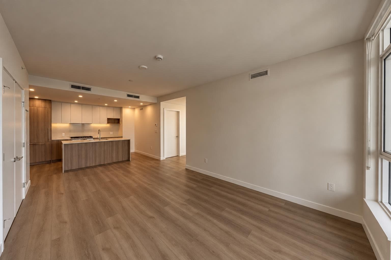 3208 - 6087 Wilson Avenue, Burnaby, V5H 0M1 — photo 4