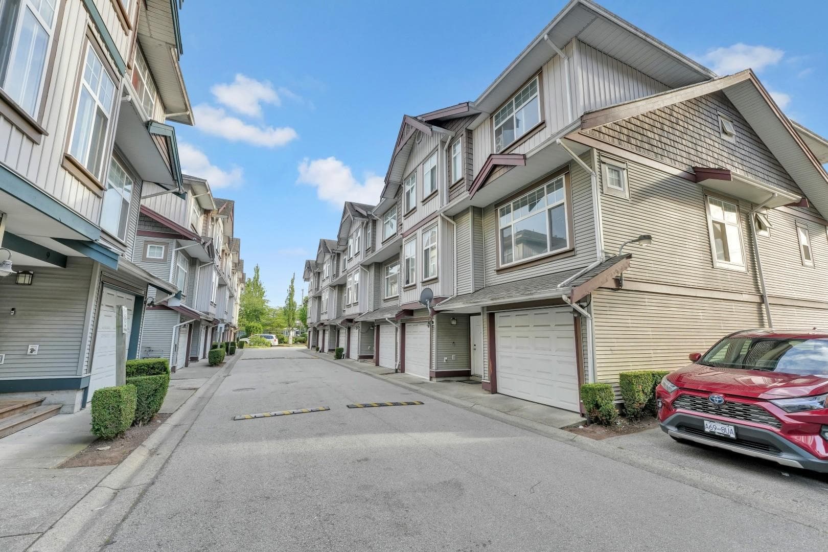 48 - 12585 72 Avenue, Surrey, V3W 1R9 — photo 2