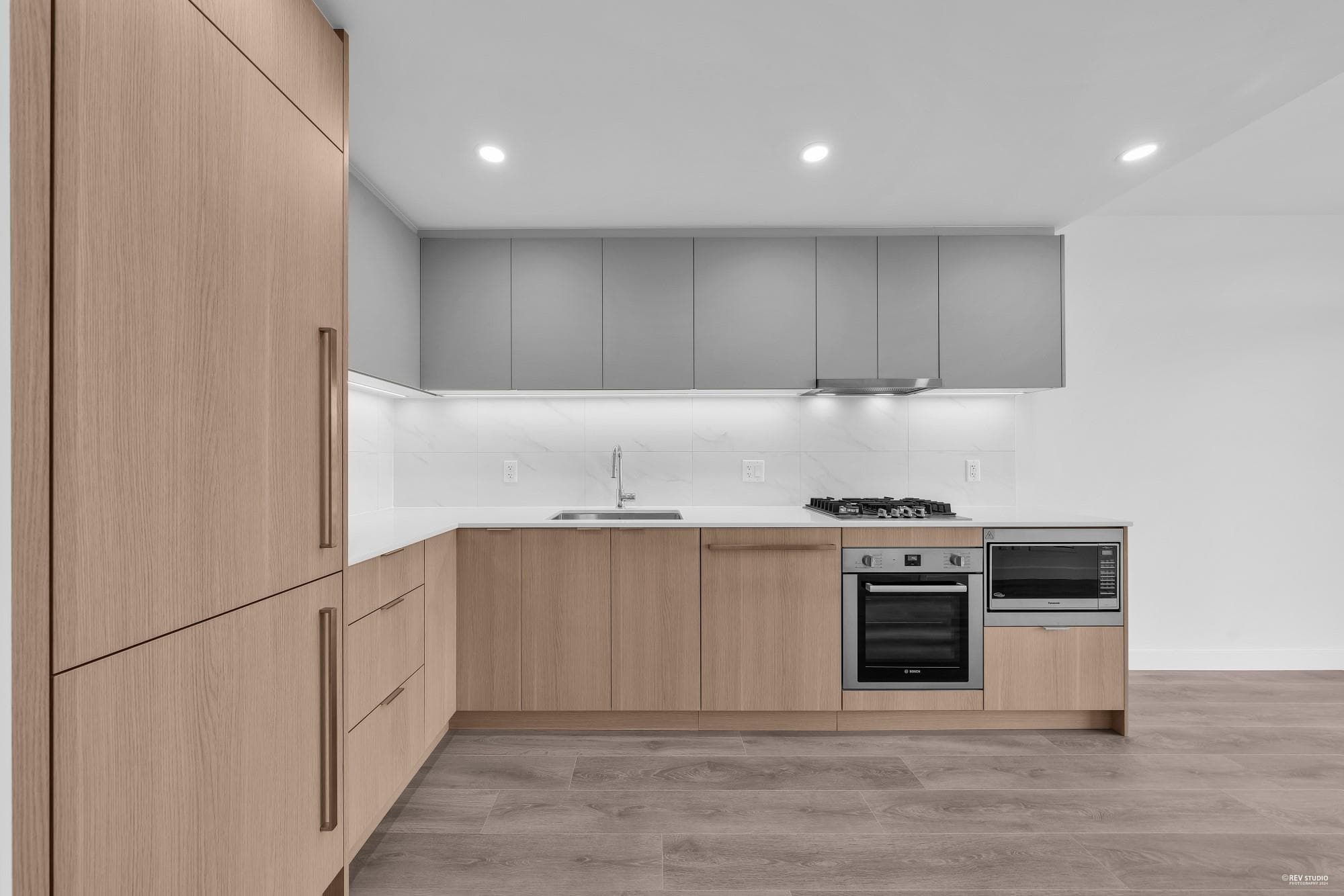 21XX - 318 Alderson Avenue, Coquitlam, V3K 1T2 — photo 3