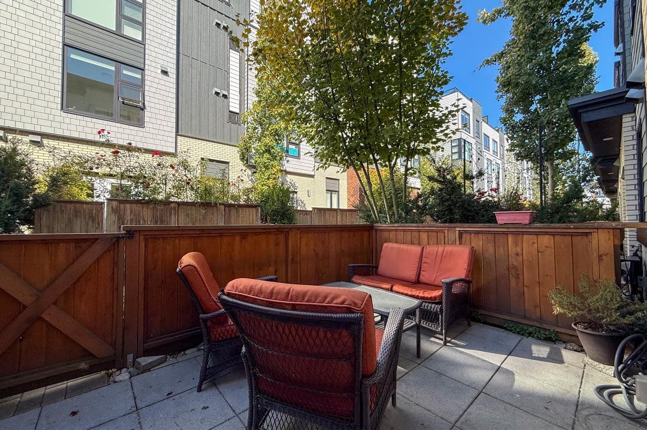 113 - 515 E 2nd Street, North Vancouver, V7L 1E1 — photo 4