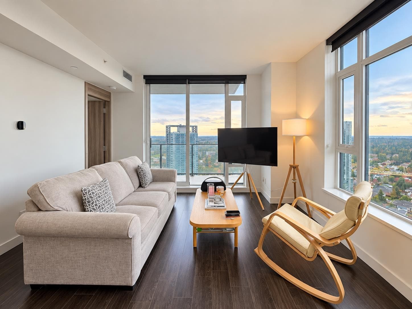 3902 - 9887 Whalley Boulevard, Surrey, V3T 0P4 — photo 3