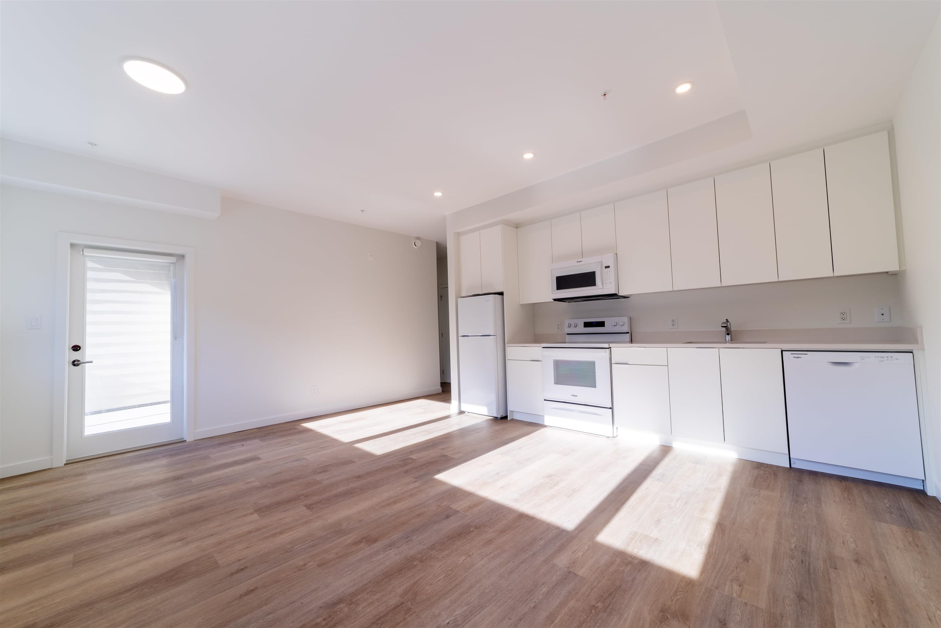 202 - 39180 Finch Place, Squamish, V8B 1G8 — photo 2