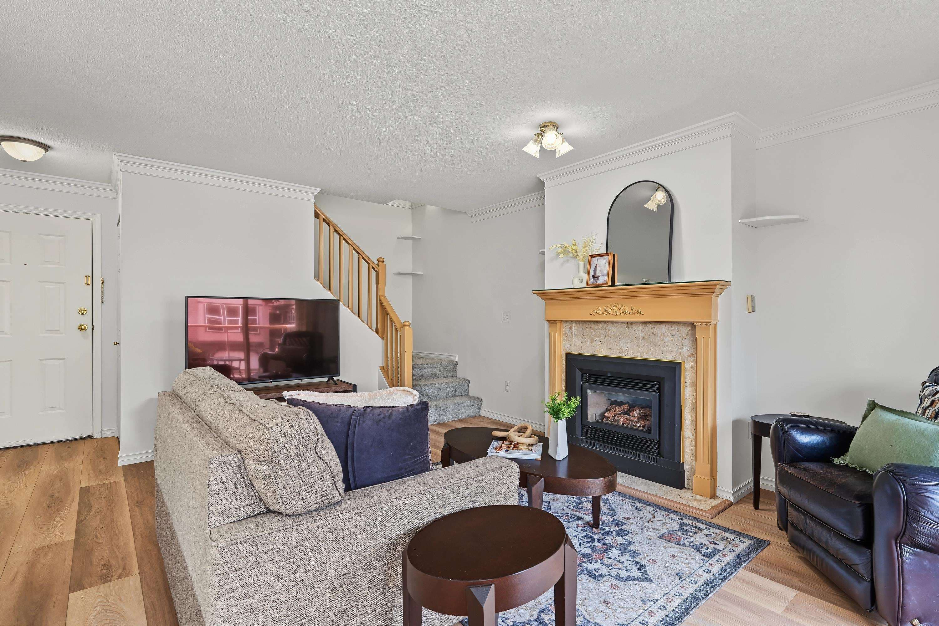 204 - 5464 201a Street, Langley, V3A 1S8 — photo 3