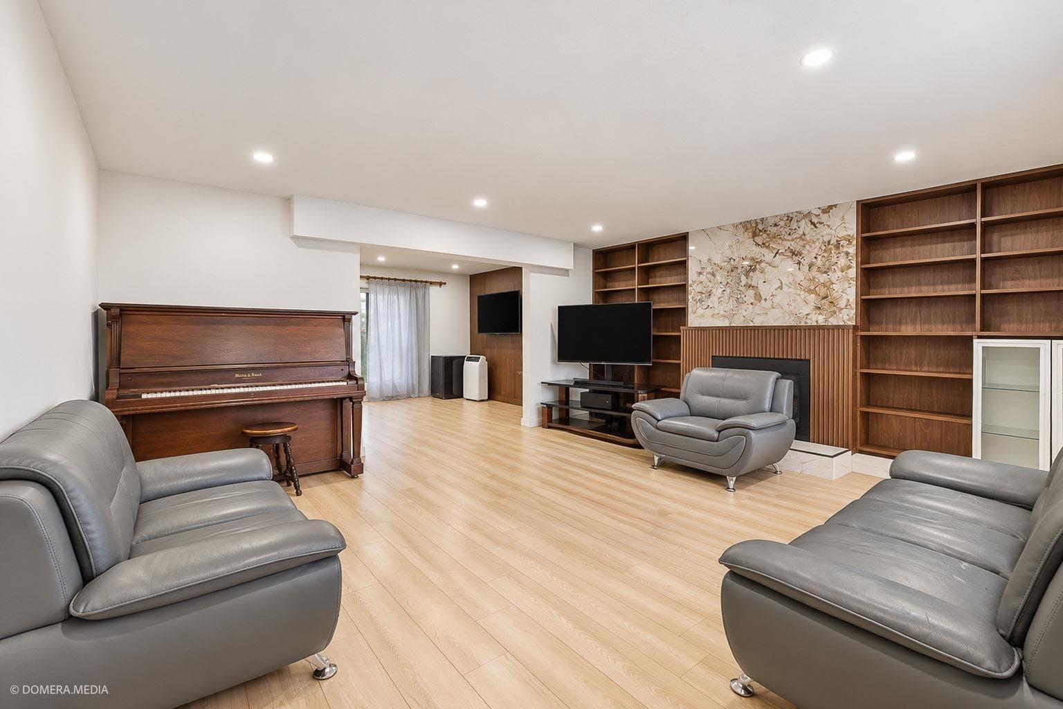 2129 Bowler Drive, Surrey, V4A 4V8 — photo 1
