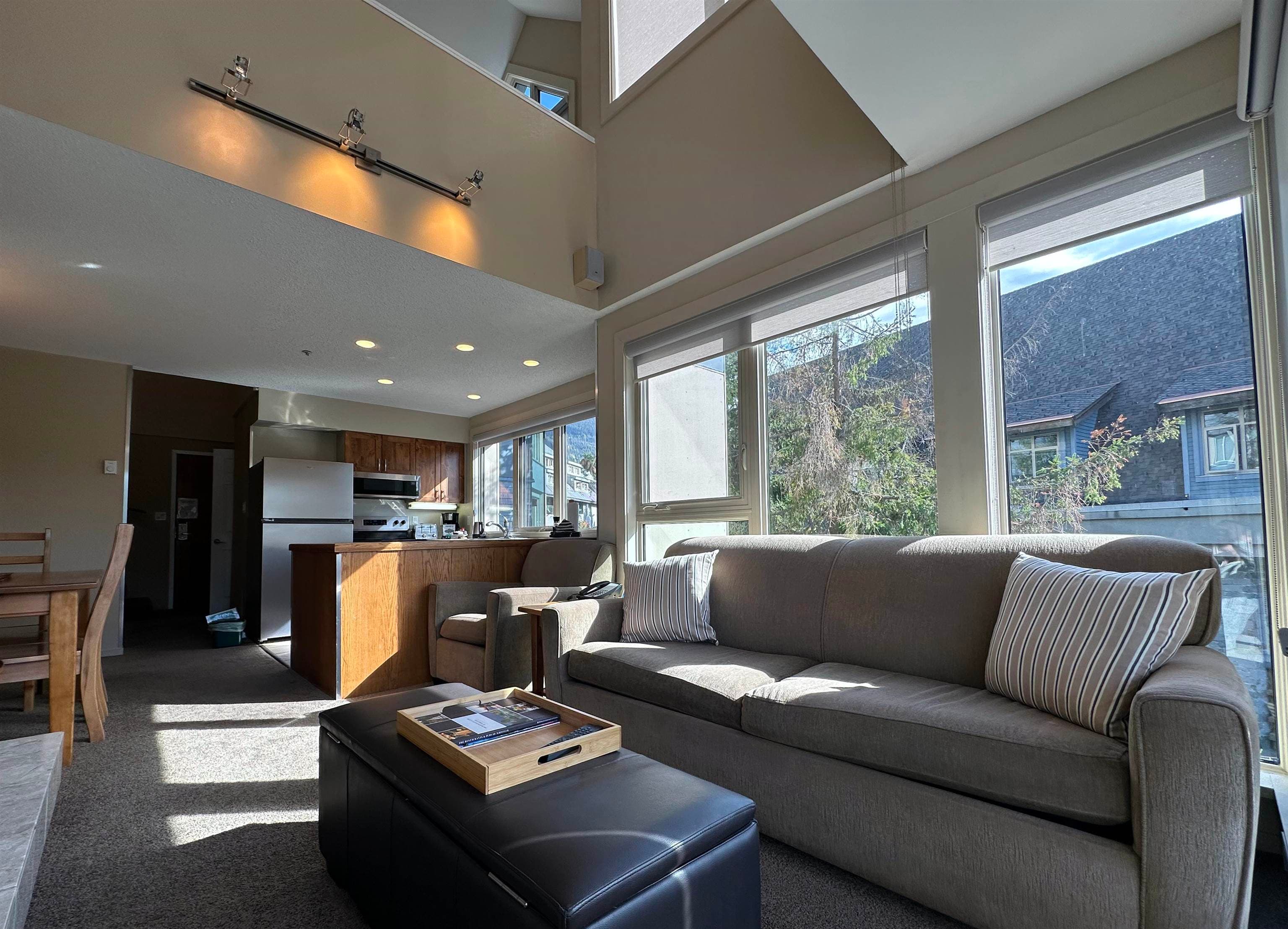 310 (3) - 4321 Village Gate Boulevard, Whistler, V8E 1H3 — photo 5