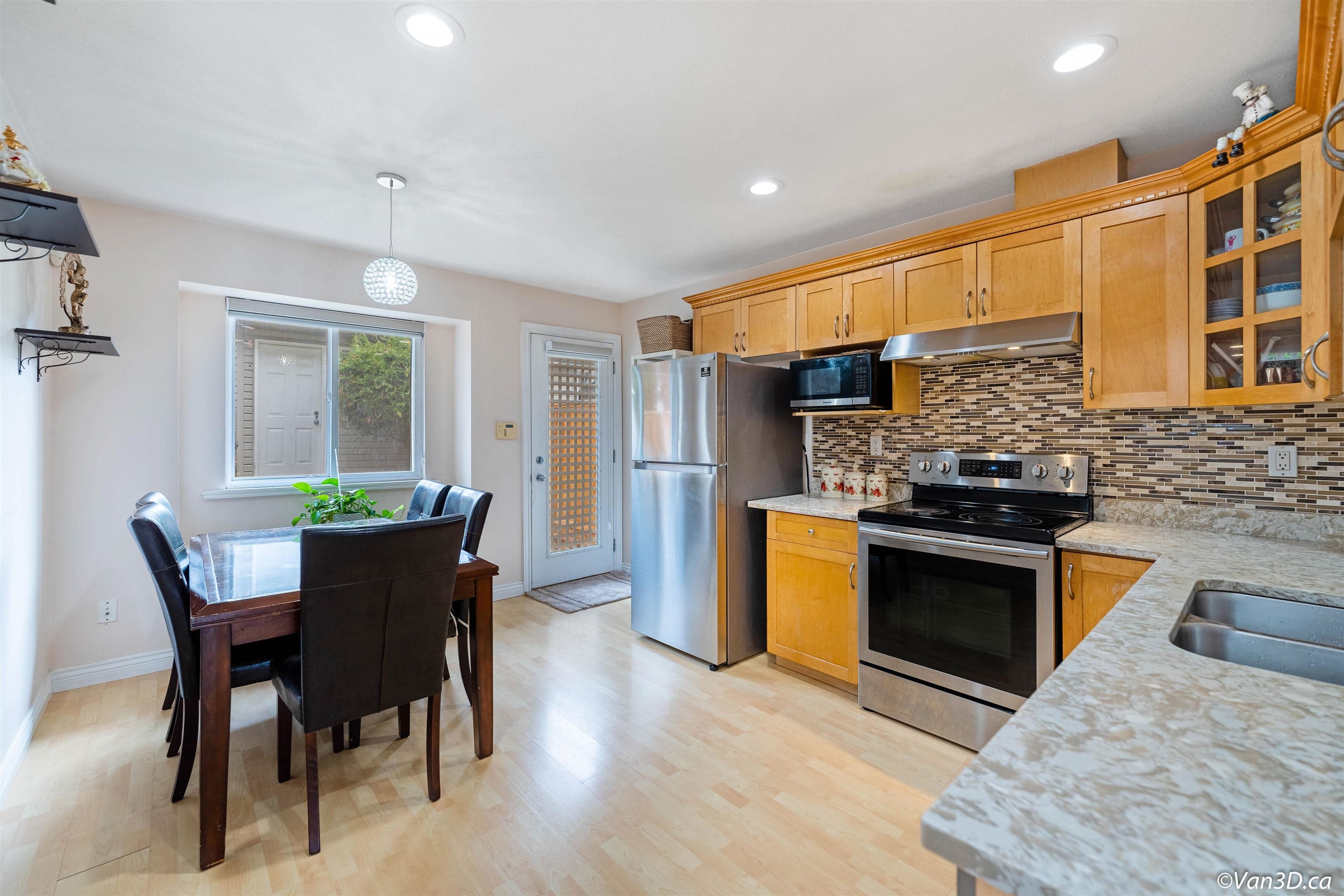 5422 Norfolk Street, Burnaby, V5G 1G2 — photo 5