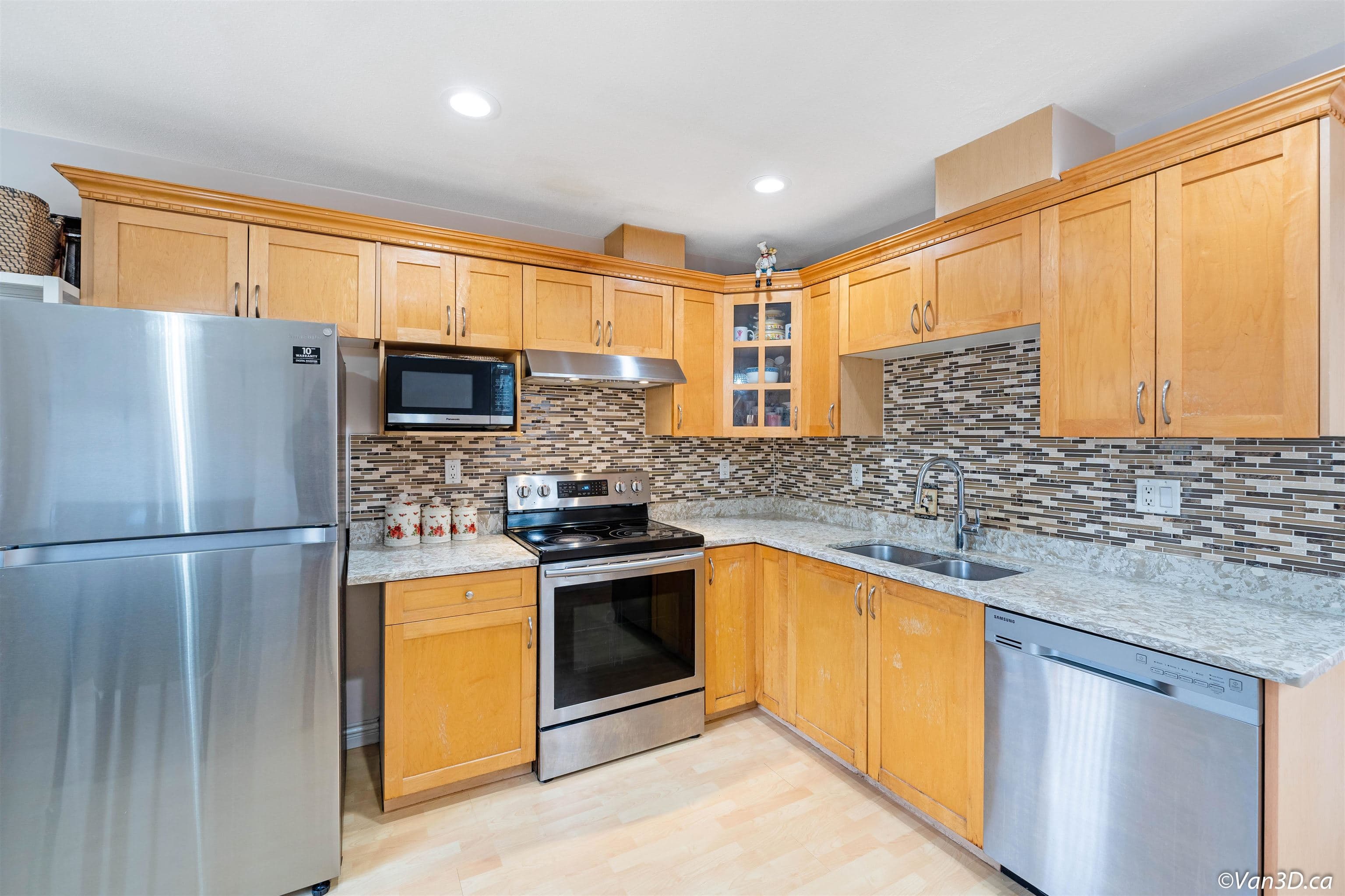 5422 Norfolk Street, Burnaby, V5G 1G2 — photo 4
