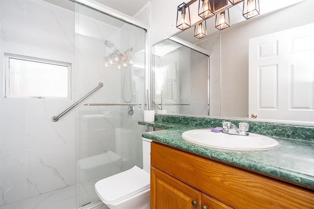 10064 127b Street, Surrey, V3V 5M3 — photo 2