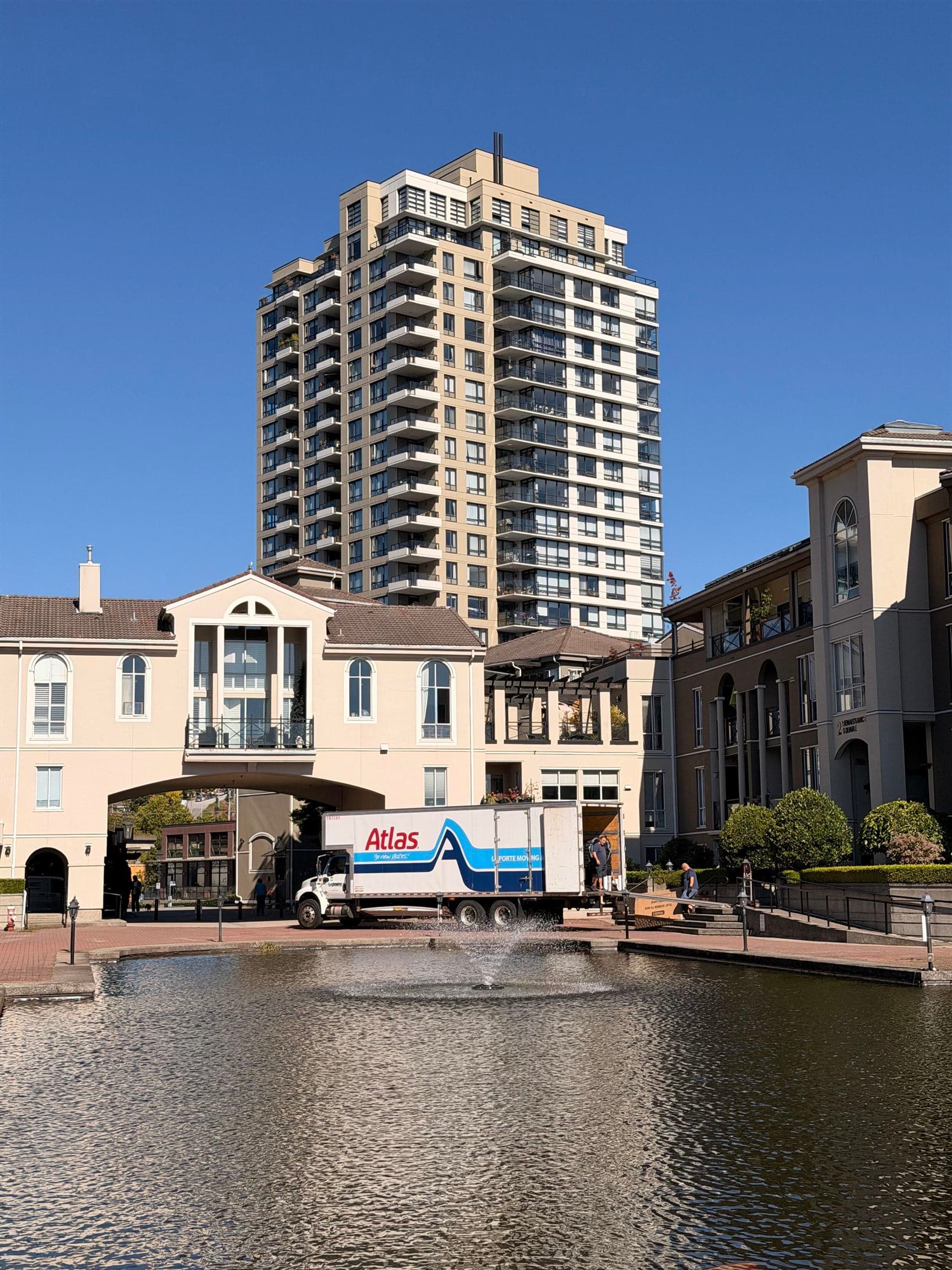 1 Renaissance Square, New Westminster, V3M 0B6 — photo 3