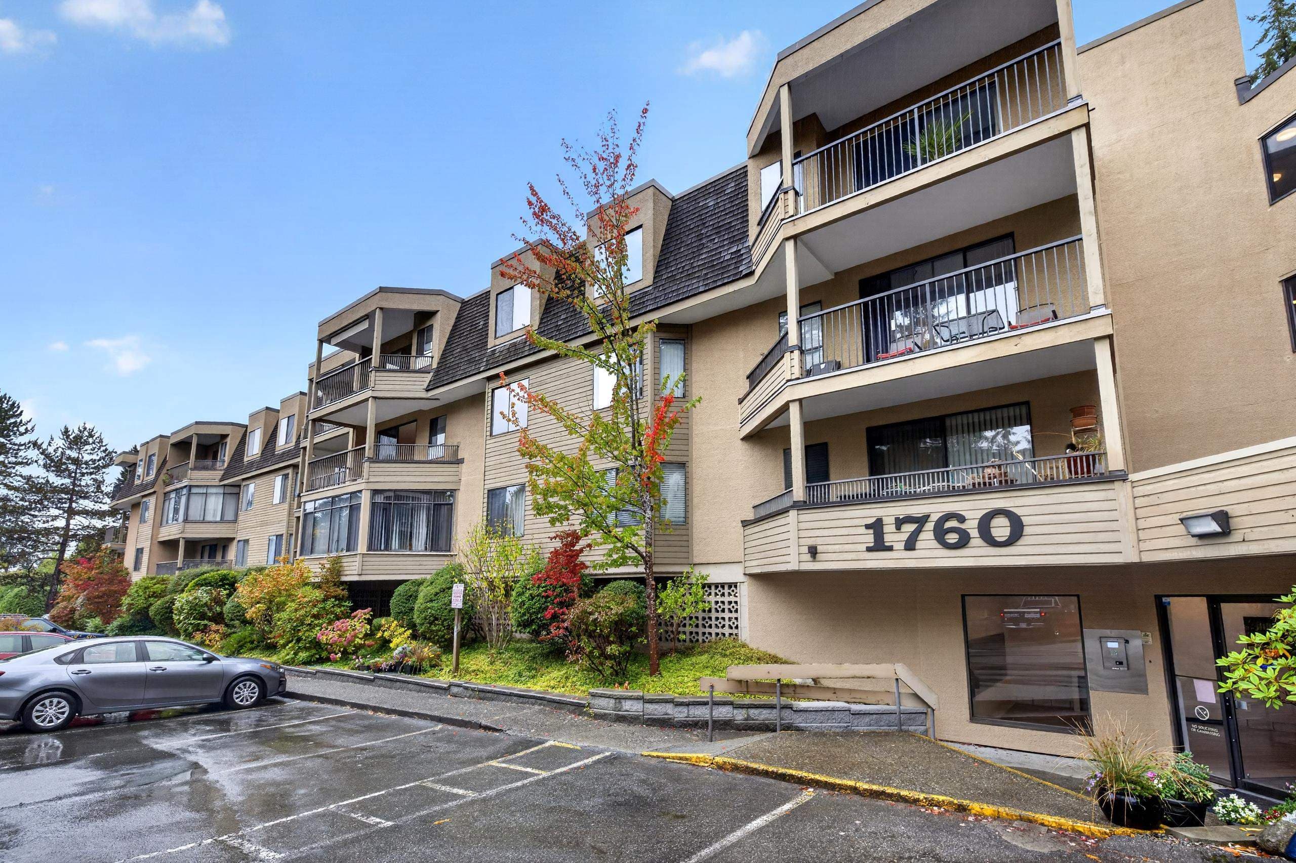 207 - 1760 Southmere Crescent, Surrey, V4A 6E5 — photo 2