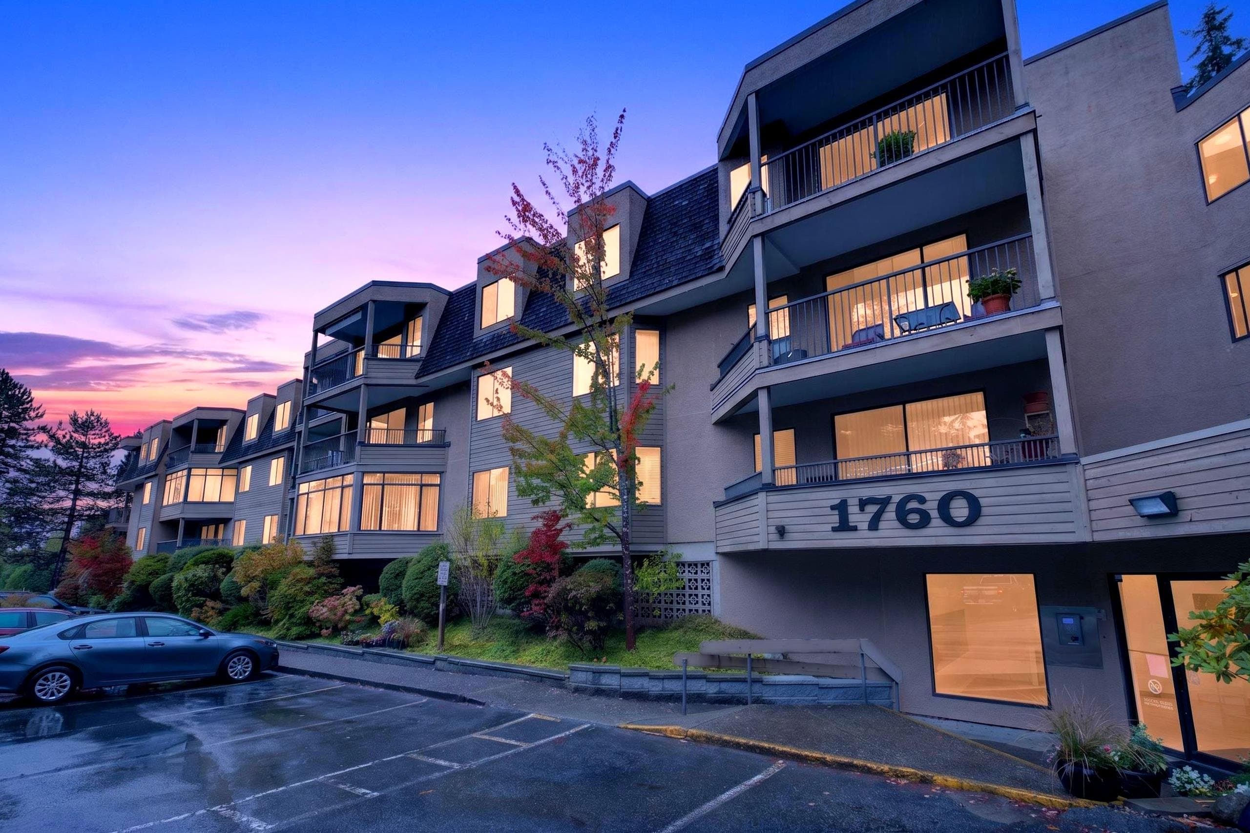 207 - 1760 Southmere Crescent, Surrey, V4A 6E5 — photo 1