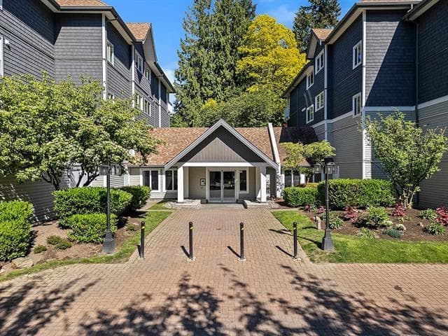 310 - 9626 148 Street, Surrey