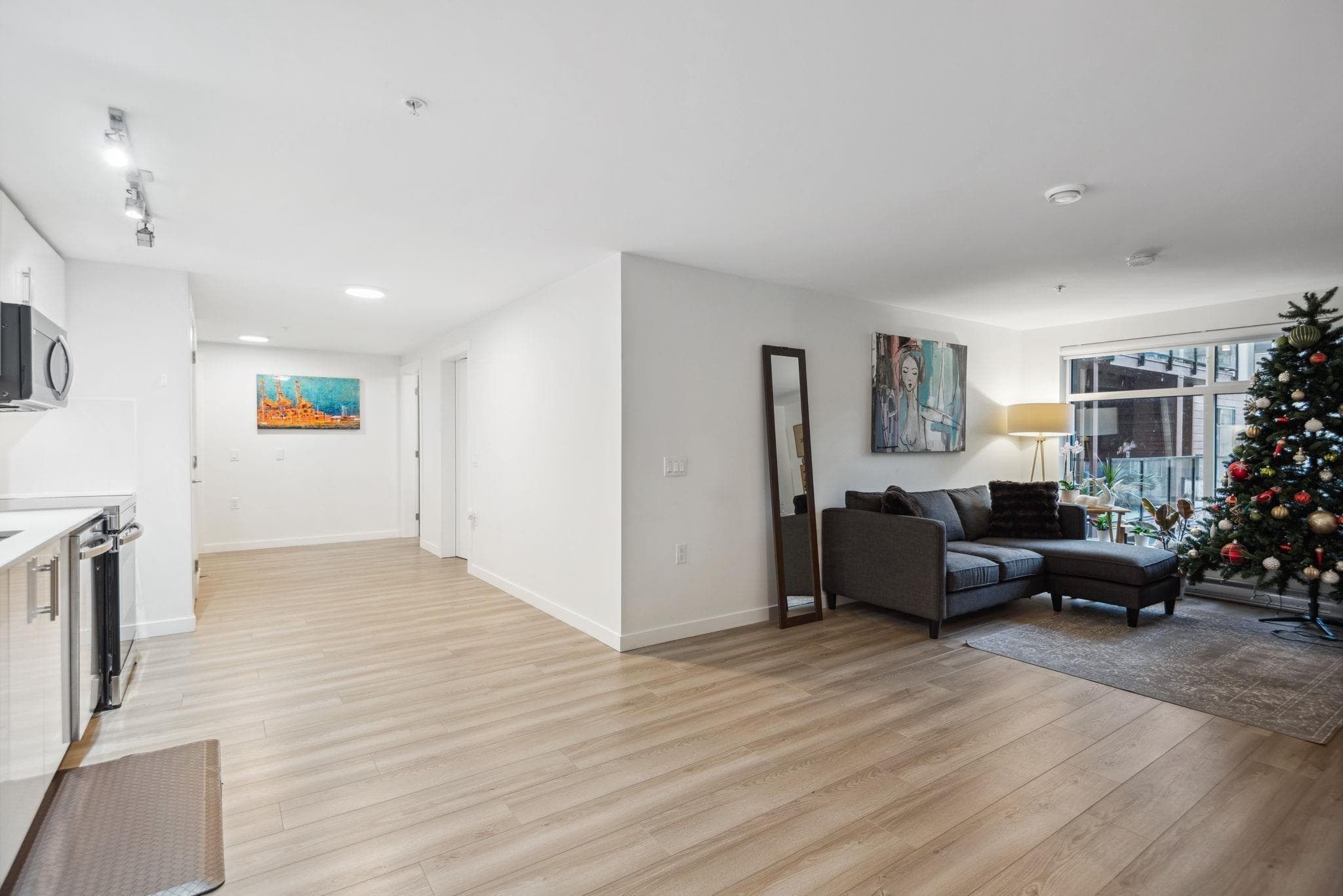 207 - 232 Sixth Street, New Westminster, V3L 3A4 — photo 3