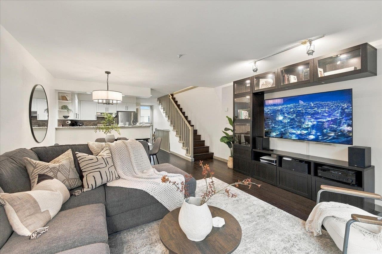 8416 Millstone Street, Vancouver, V5S 4S3 — photo 3