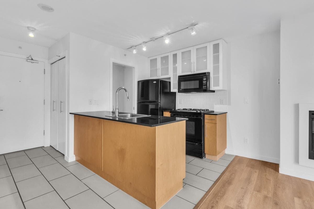 1703 - 1225 Richards Street, Vancouver, V6B 1E6 — photo 2