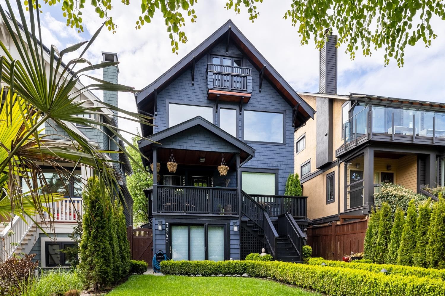 3242 W 1st Avenue, Vancouver, V6K 1H5 — photo 2