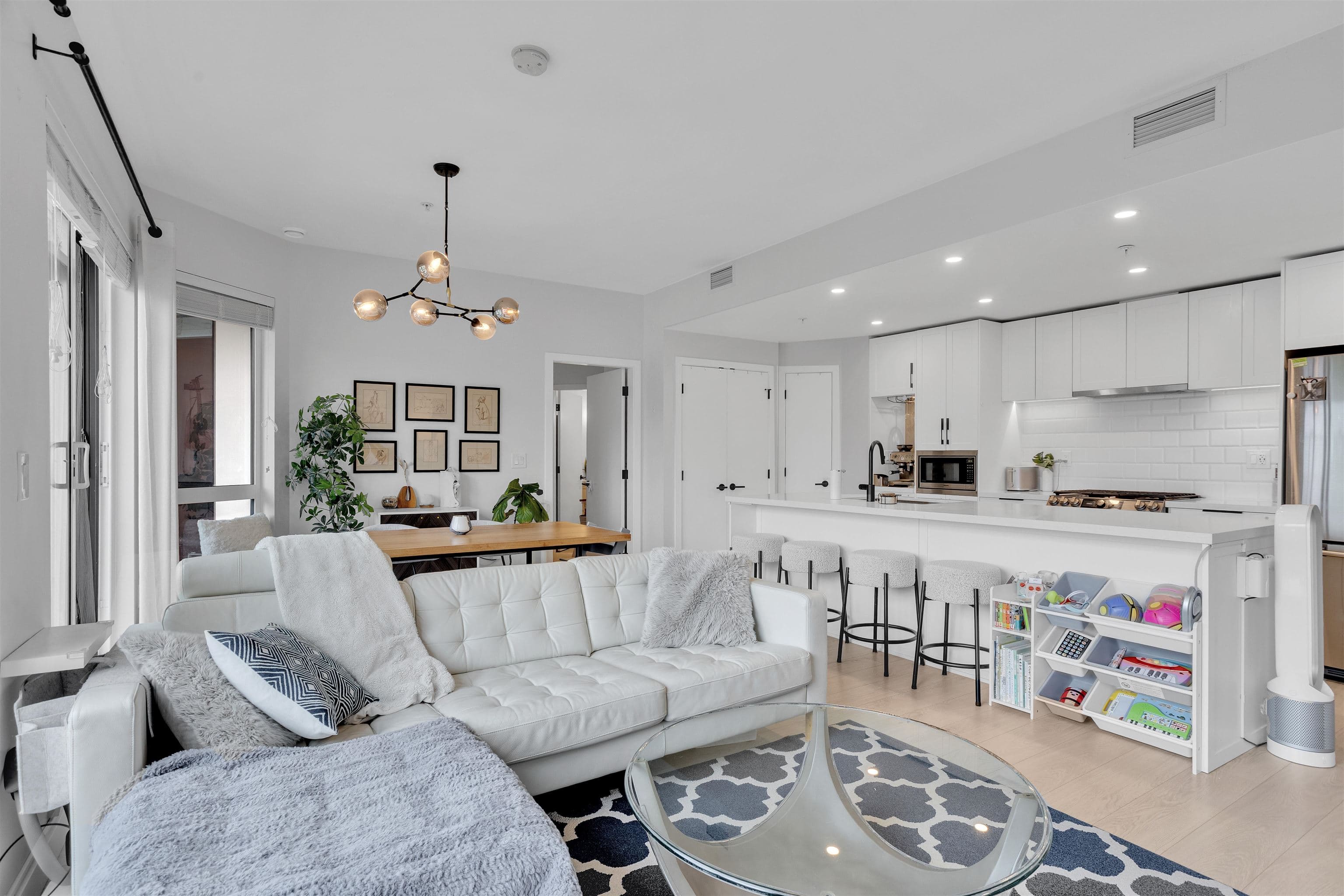 609 - 3038 St George Street, Port Moody, V3H 0L3 — photo 4