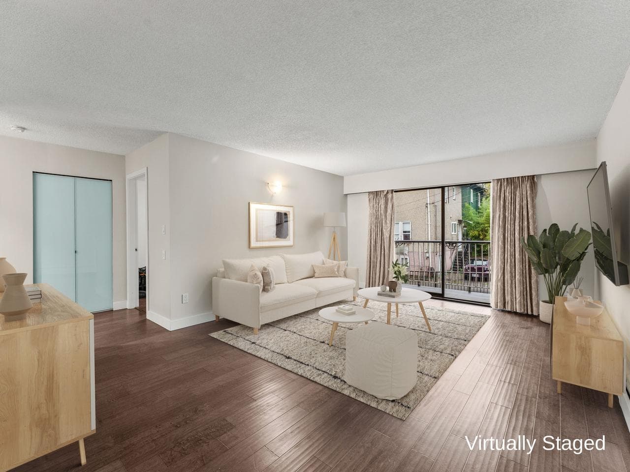 203 - 1611 E 3rd Avenue, Vancouver