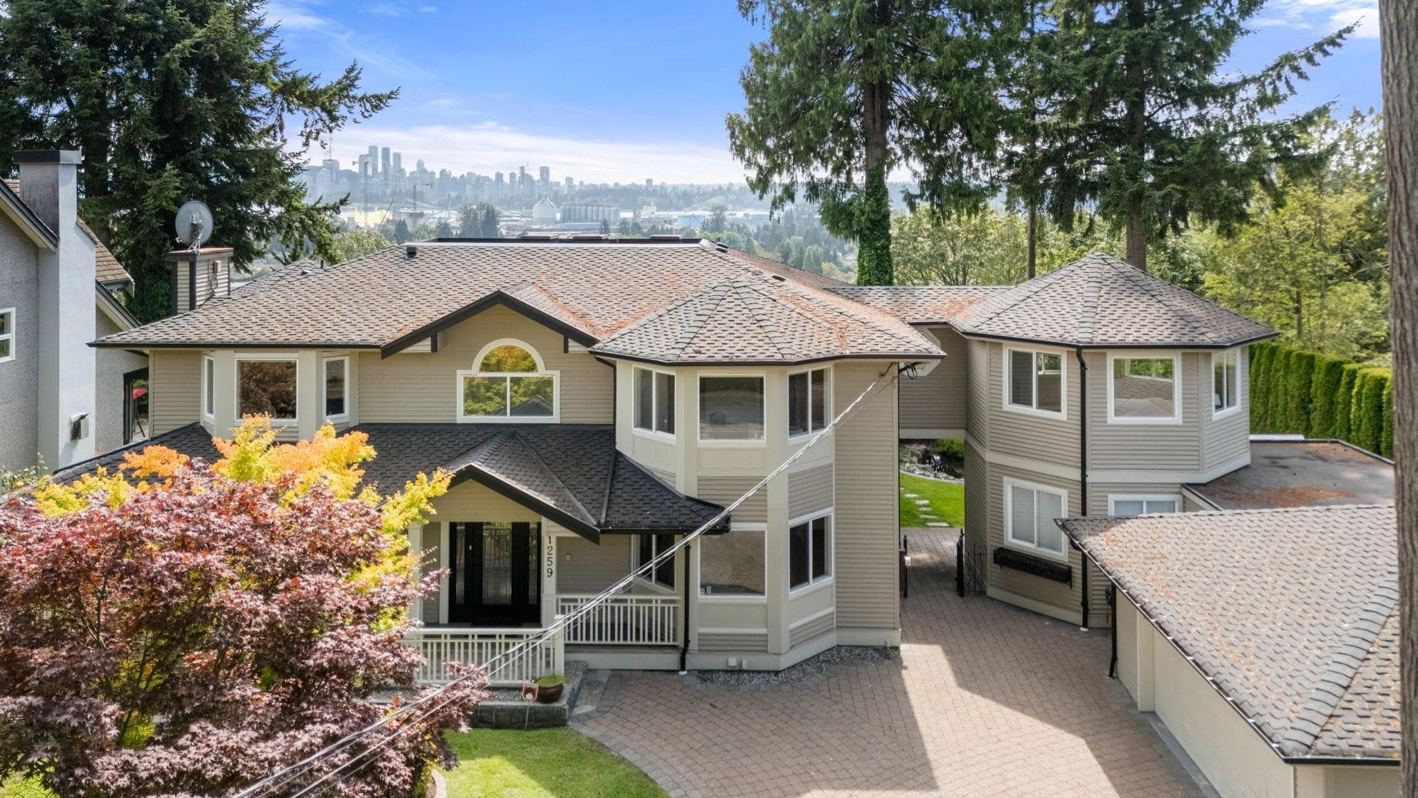 1259 W Keith Road, North Vancouver, V7P 1Y9 — photo 1