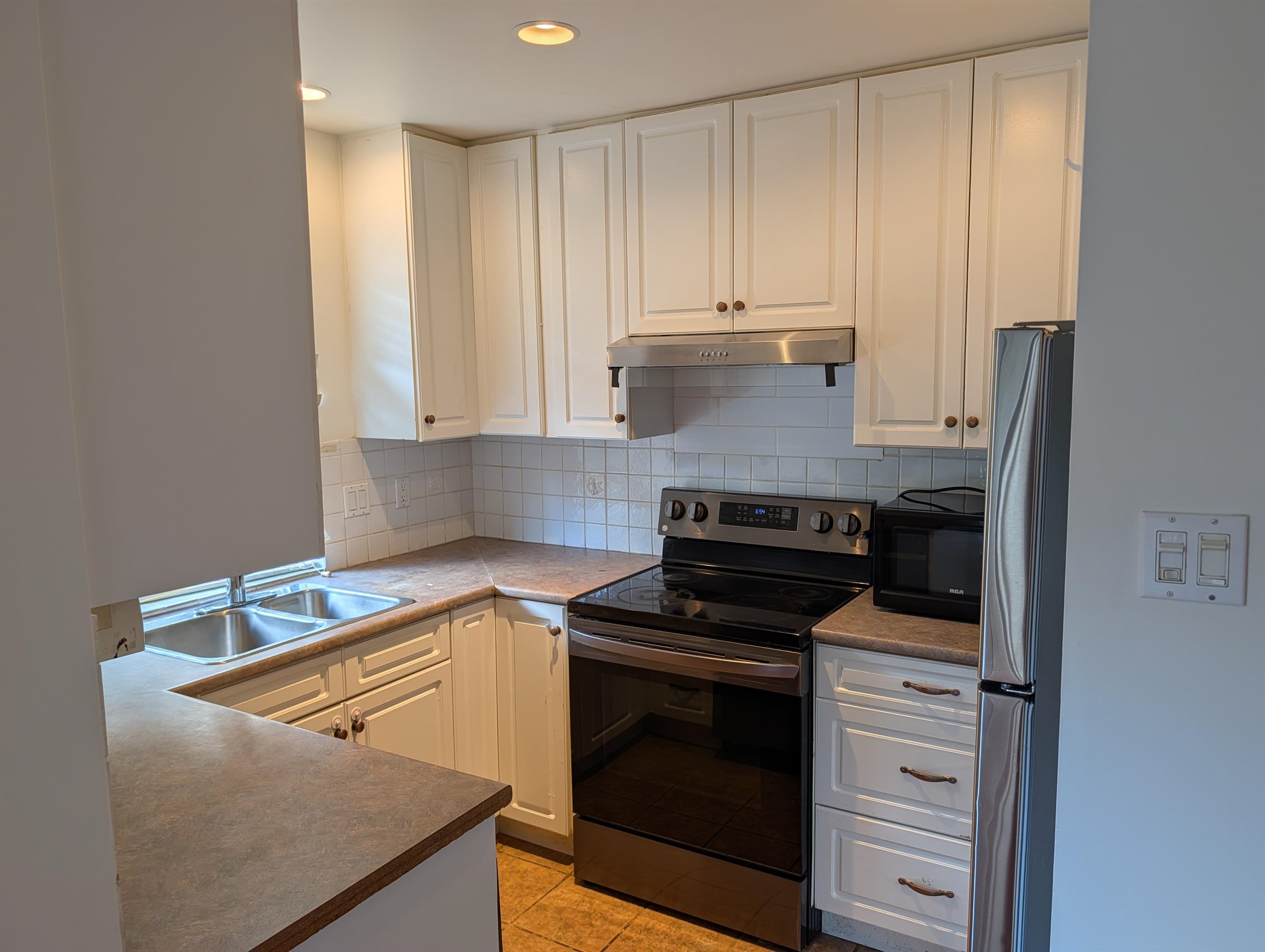 111 - 8460 Ackroyd Road, Richmond
