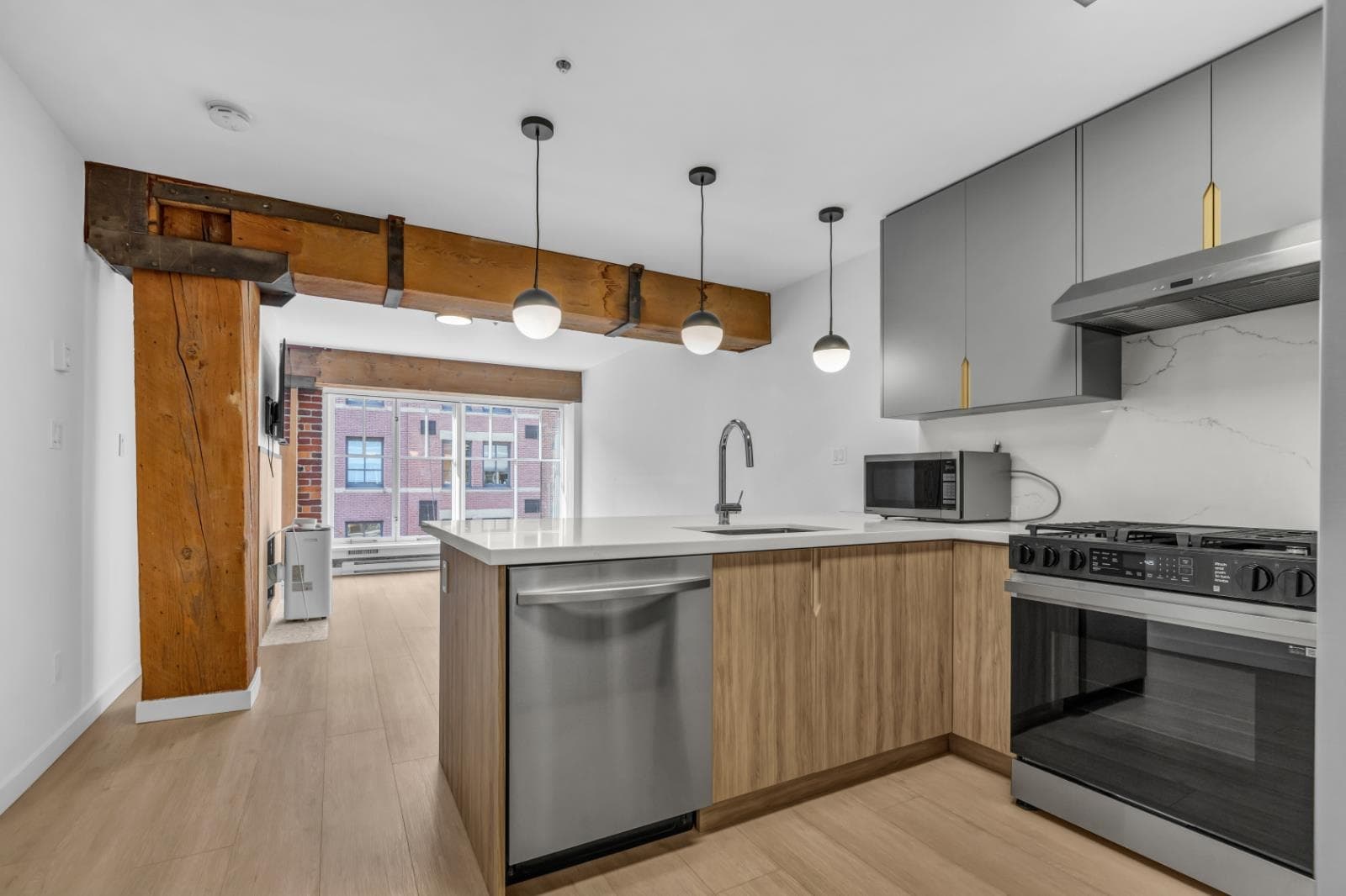 402 - 1178 Hamilton Street, Vancouver, V6B 2S2 — photo 5