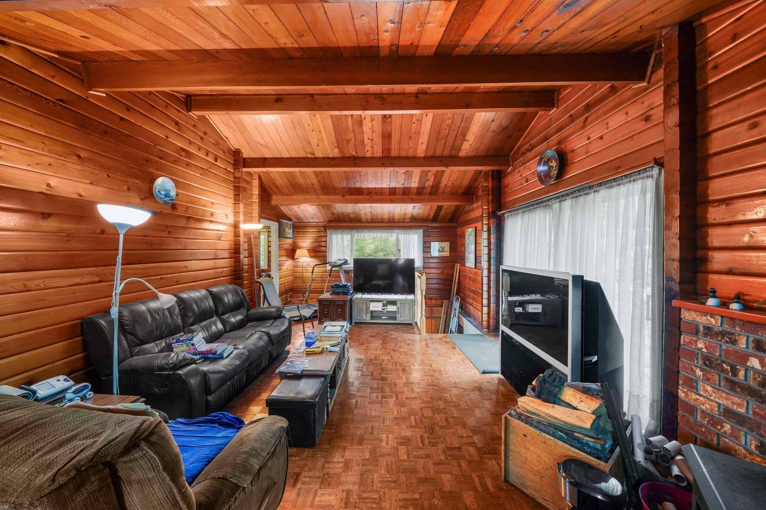 10941 249 Street, Maple Ridge, V2W 1Z7 — photo 2