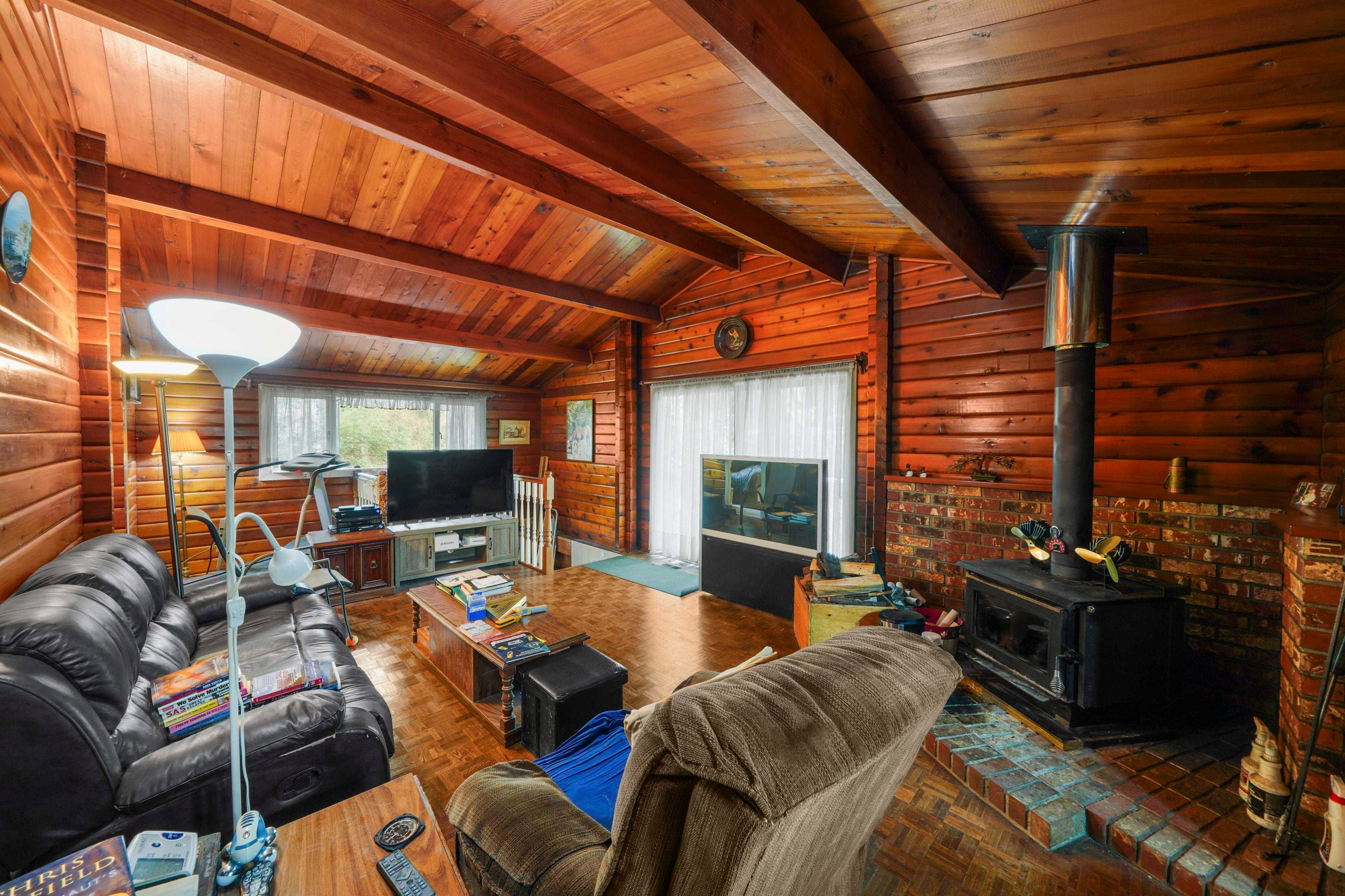 10941 249 Street, Maple Ridge, V2W 1Z7 — photo 1