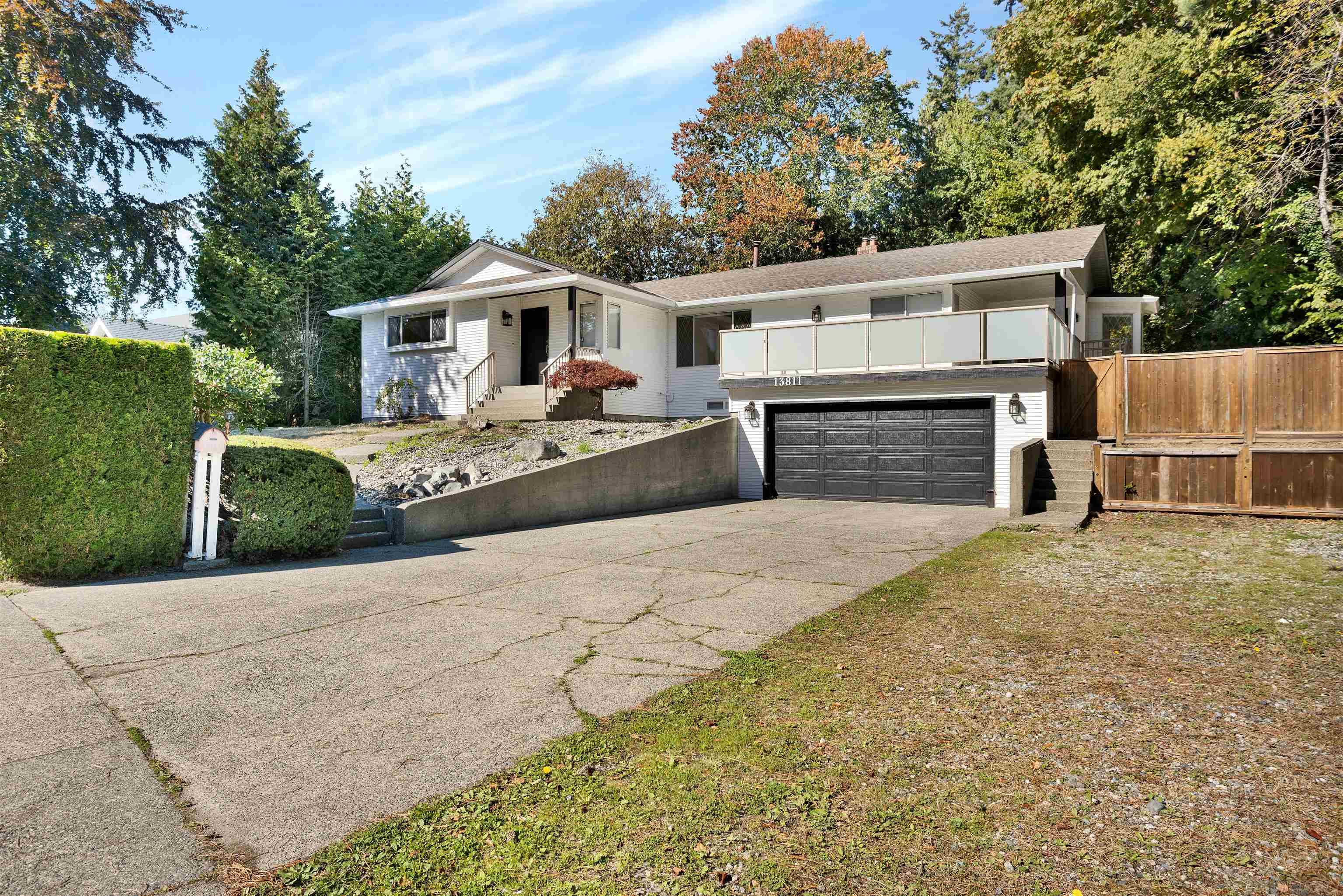 13811 17 Avenue, Surrey