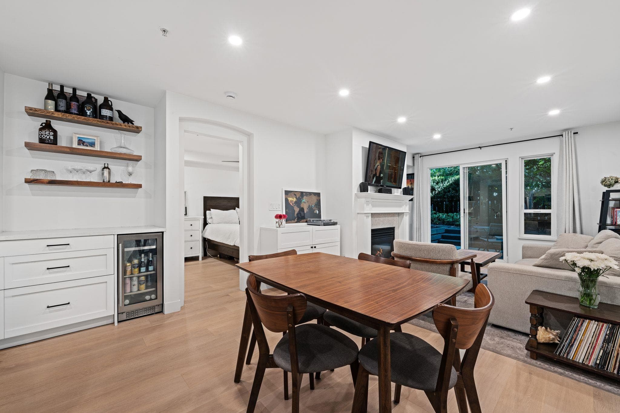 118 - 365 E 1st Street, North Vancouver, V7L 4W5 — photo 4