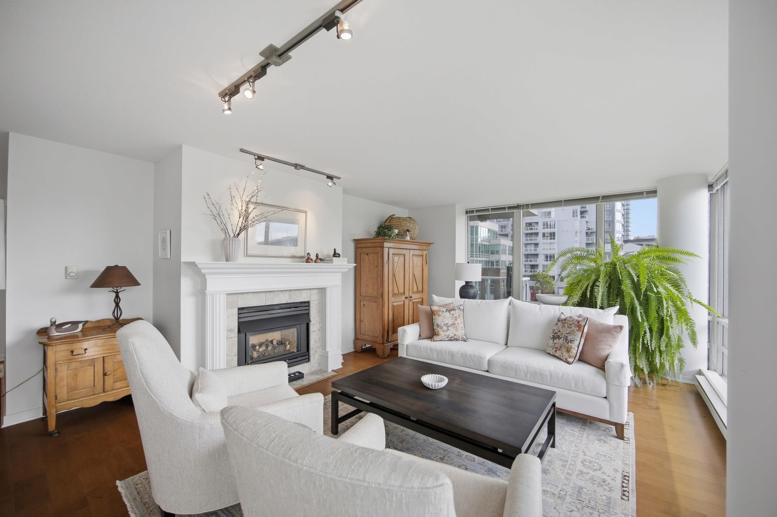 706 - 1500 Hornby Street, Vancouver, V6Z 2R1 — photo 3