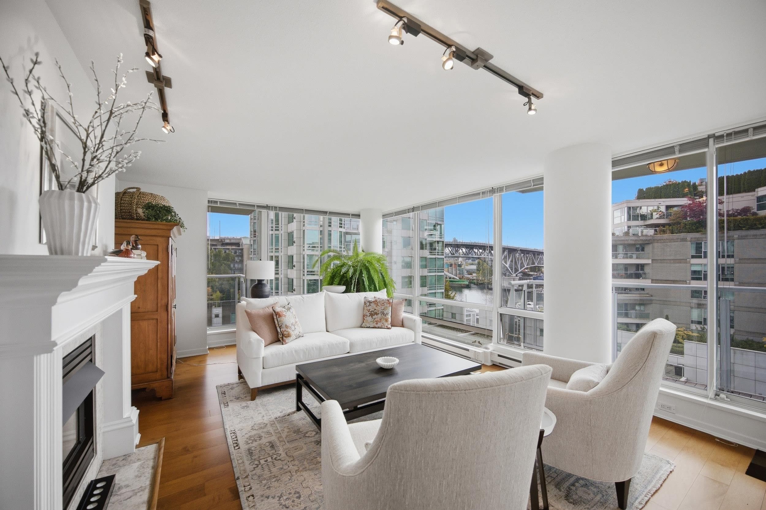 706 - 1500 Hornby Street, Vancouver, V6Z 2R1 — photo 4