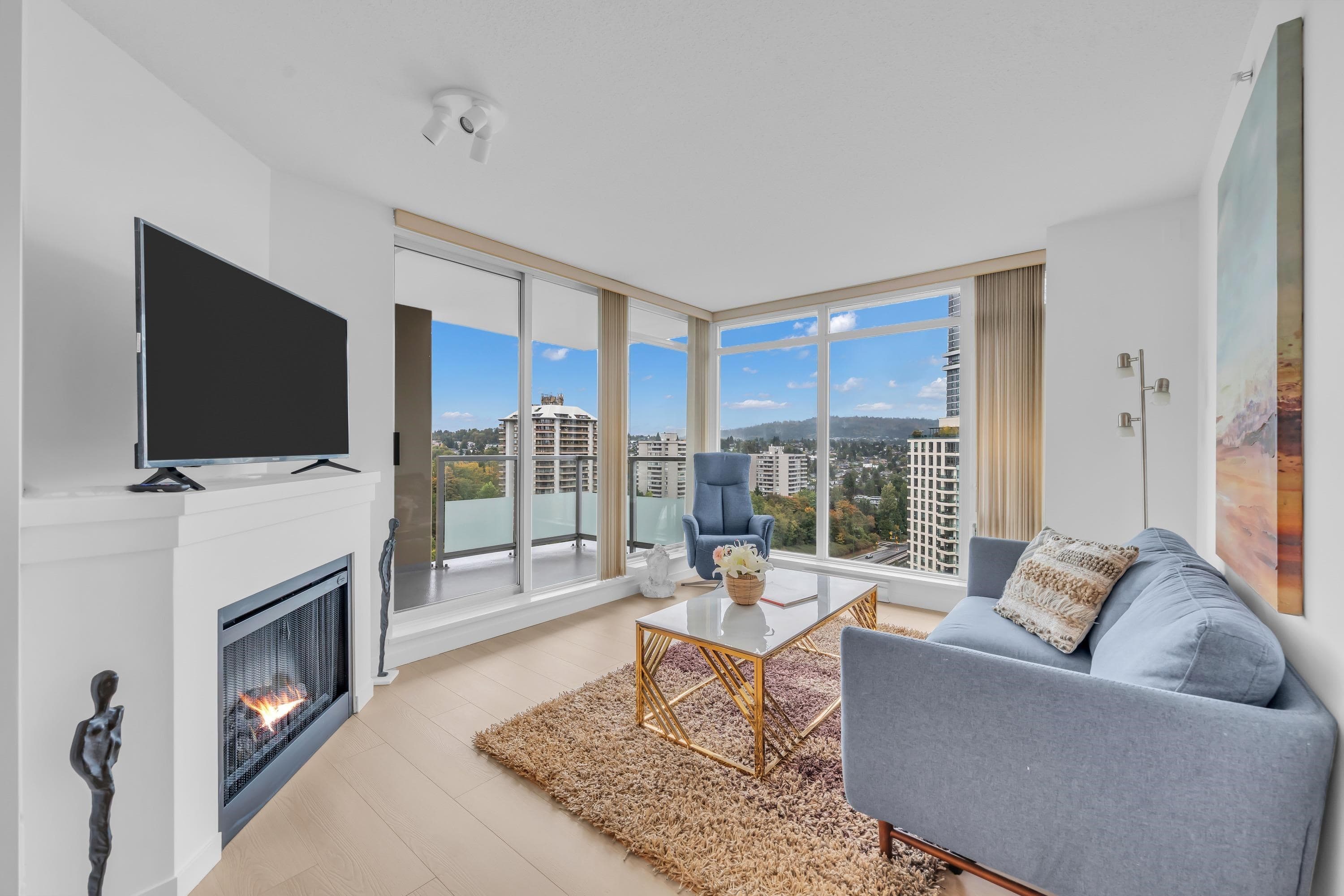 2705 - 2133 Douglas Road, Burnaby, V5C 0E9 — photo 2