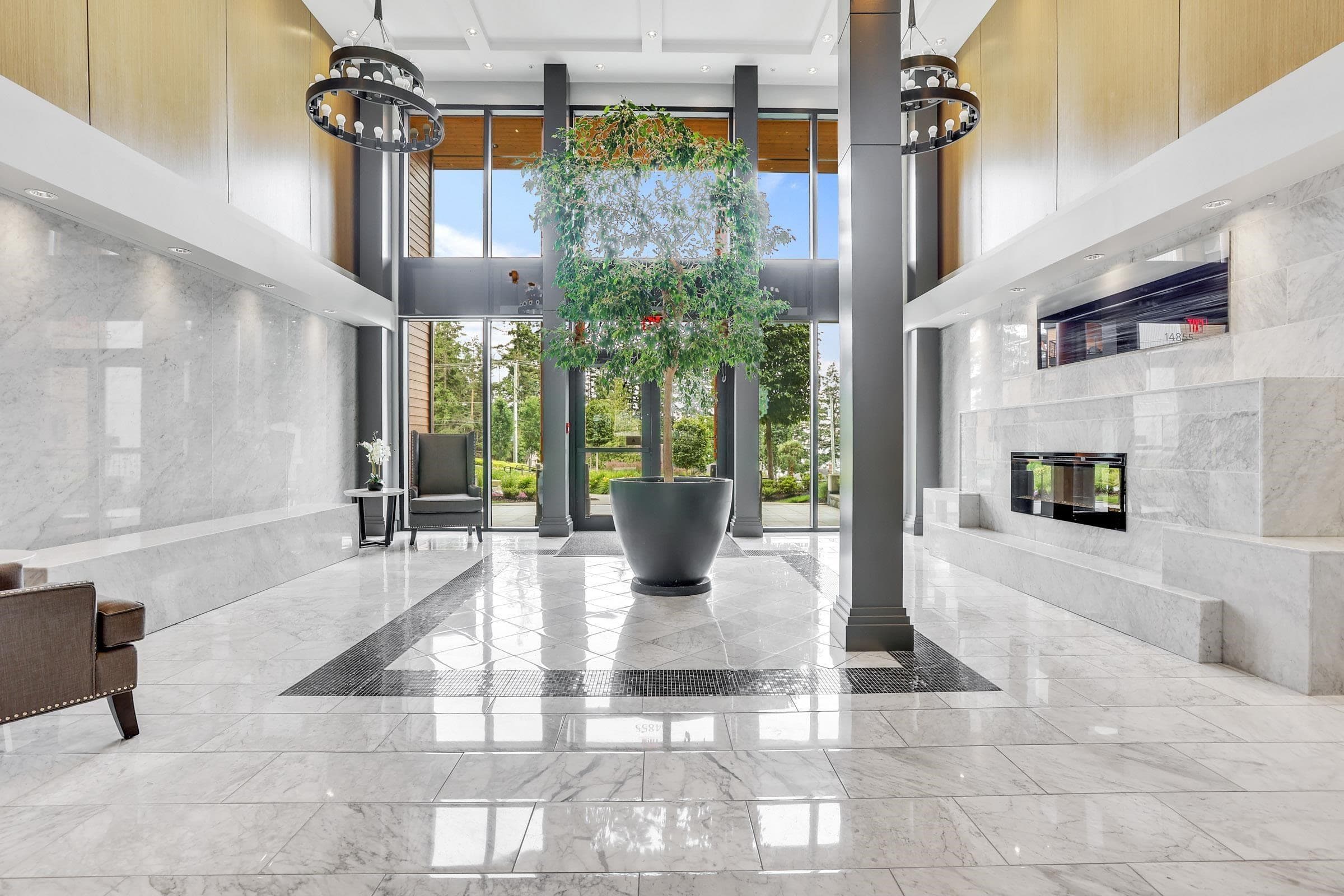 516 - 14855 Thrift Avenue, White Rock, V4B 2J6 — photo 2