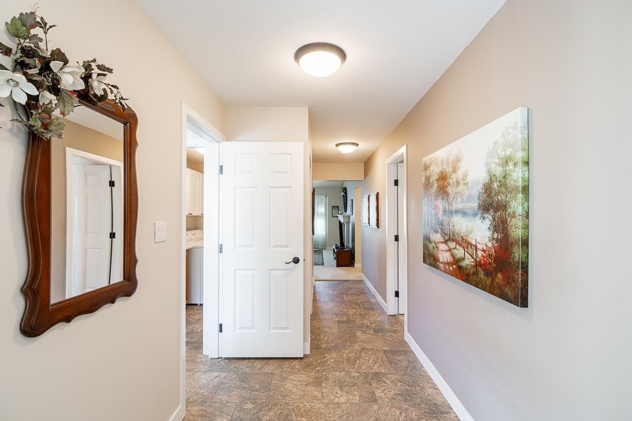 206 - 9109 154 Street, Surrey, V3R 9G8 — photo 4