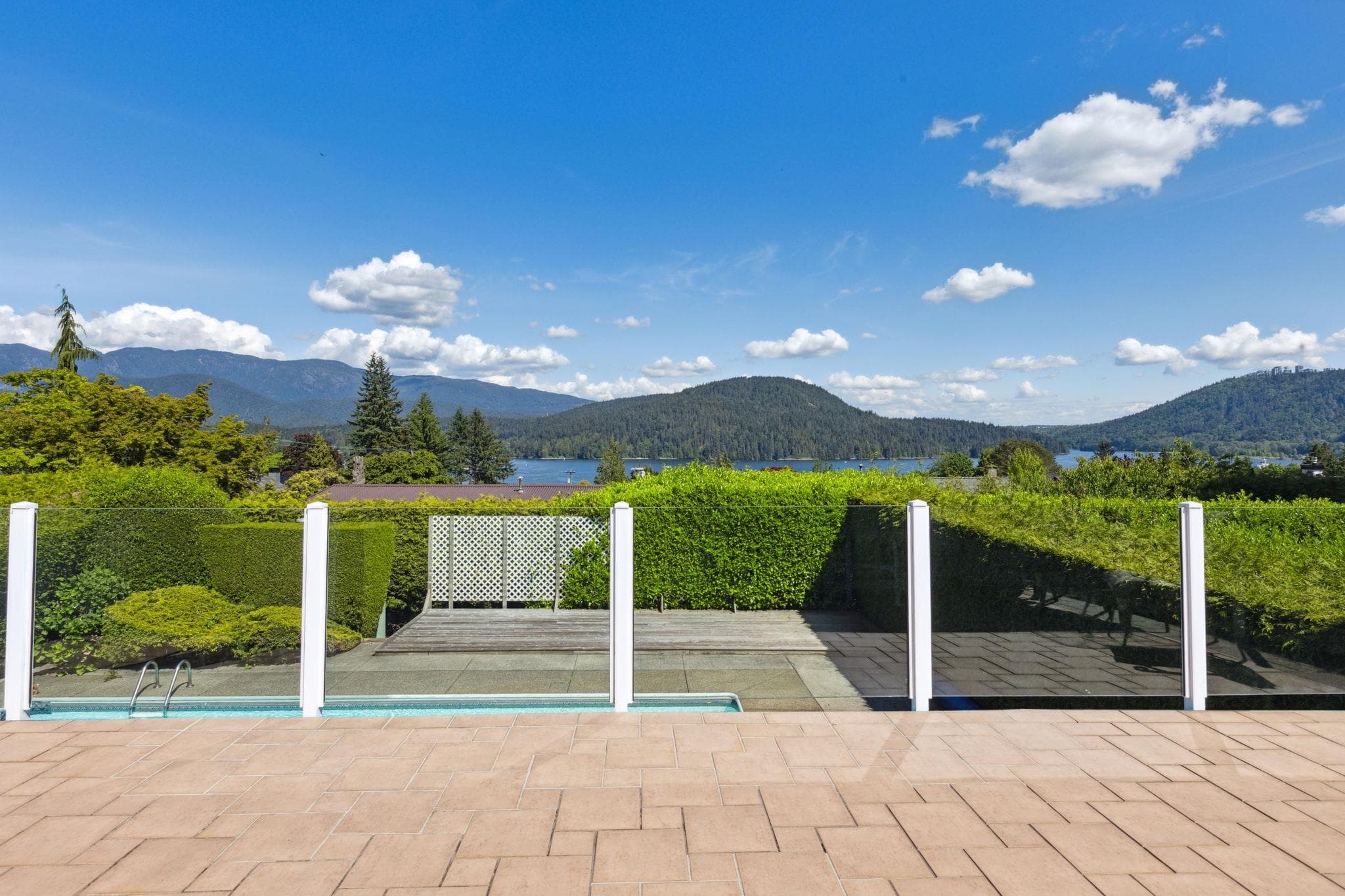 474 Fairway Drive, North Vancouver, V7G 1L5 — photo 2