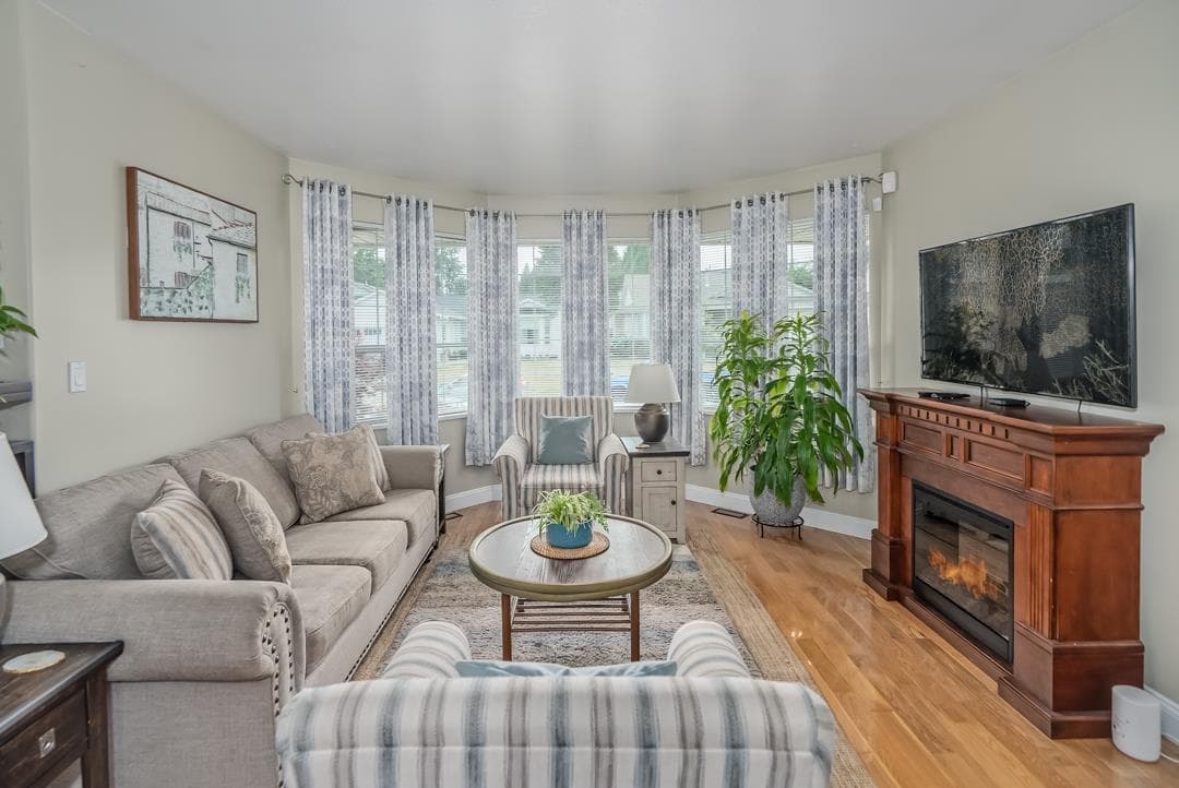 22987 123b Avenue, Maple Ridge, V2X 0C4 — photo 1