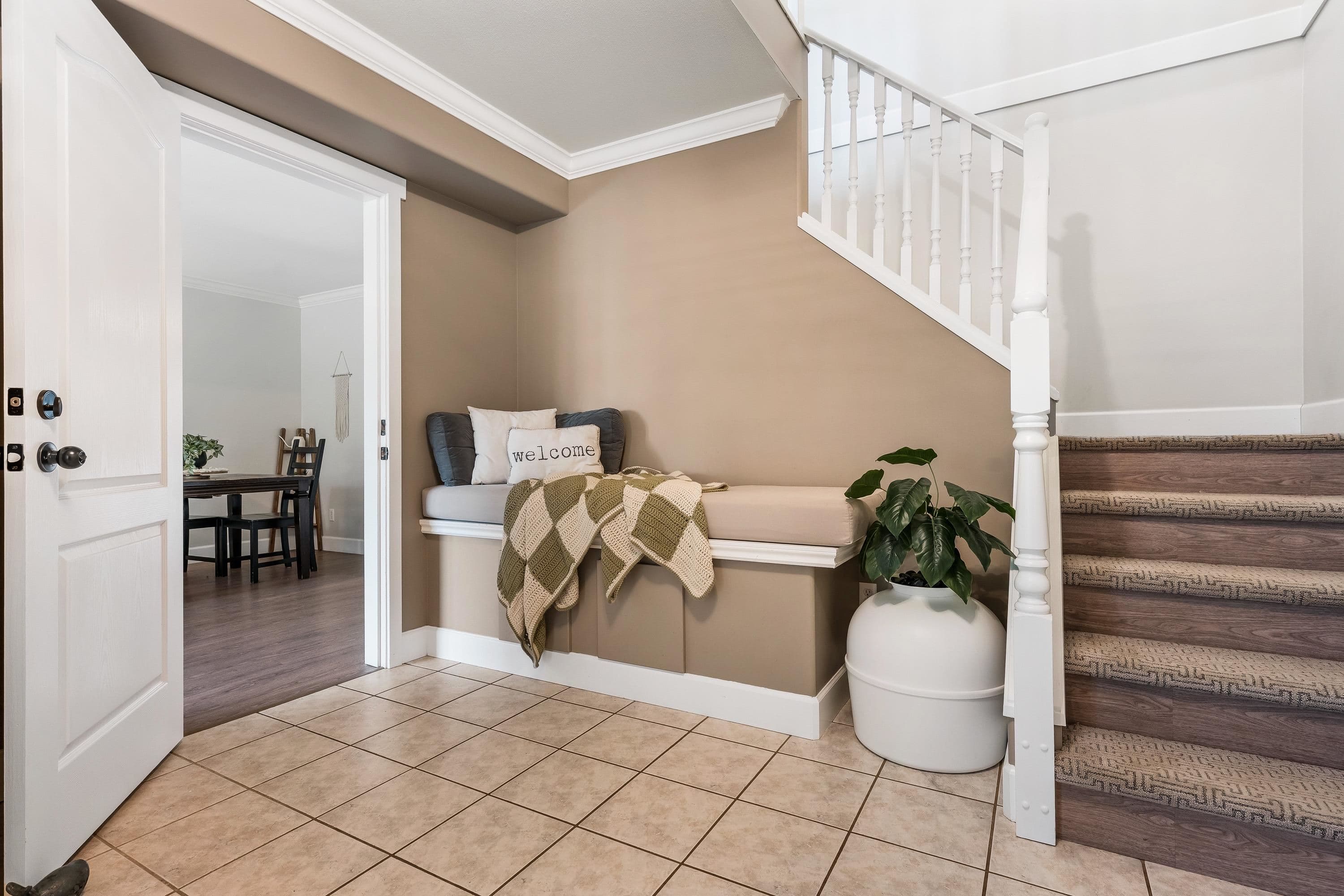 46272 Ranchero Drive, Chilliwack, V2R 3Z6 — photo 2